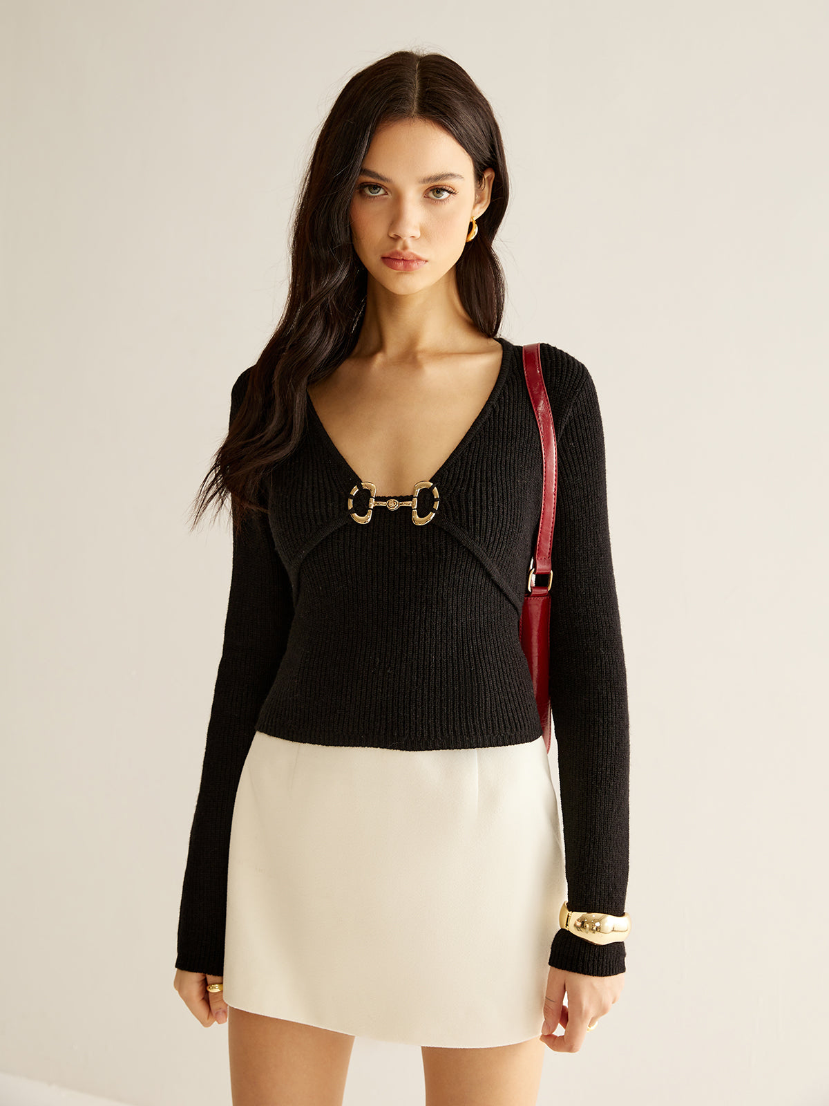 V-Neck Metal Detail Sweater Comfortable Lightweight Knit Pullover