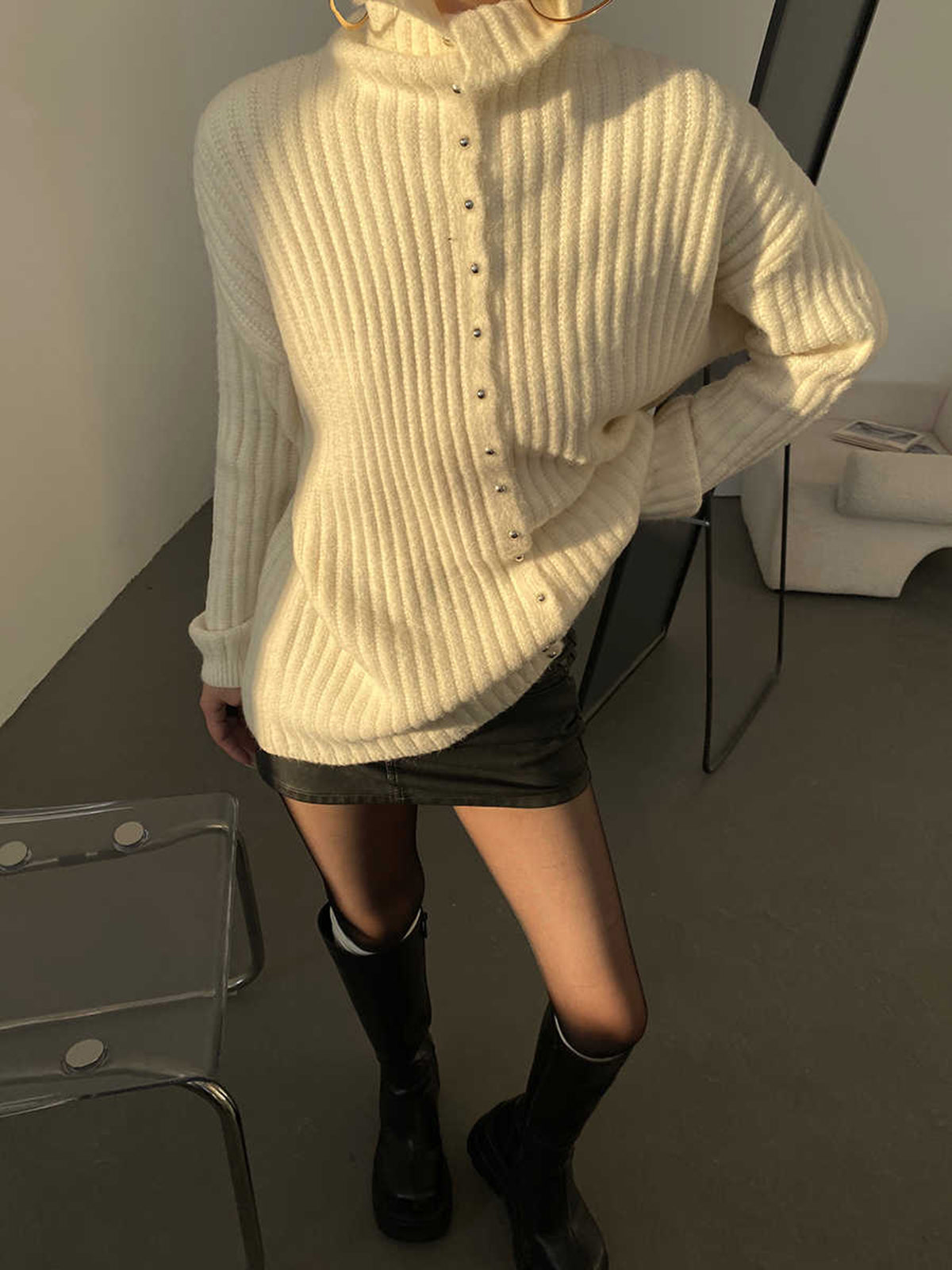 Elegant Button Cardigan for Casual or Formal Wear