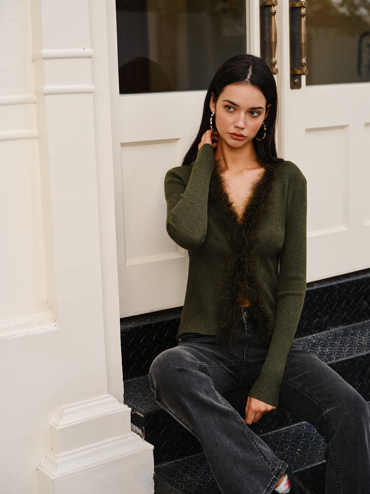 Feather Trim Wool-Blend Slim Sweater with Elegant Crew Neck