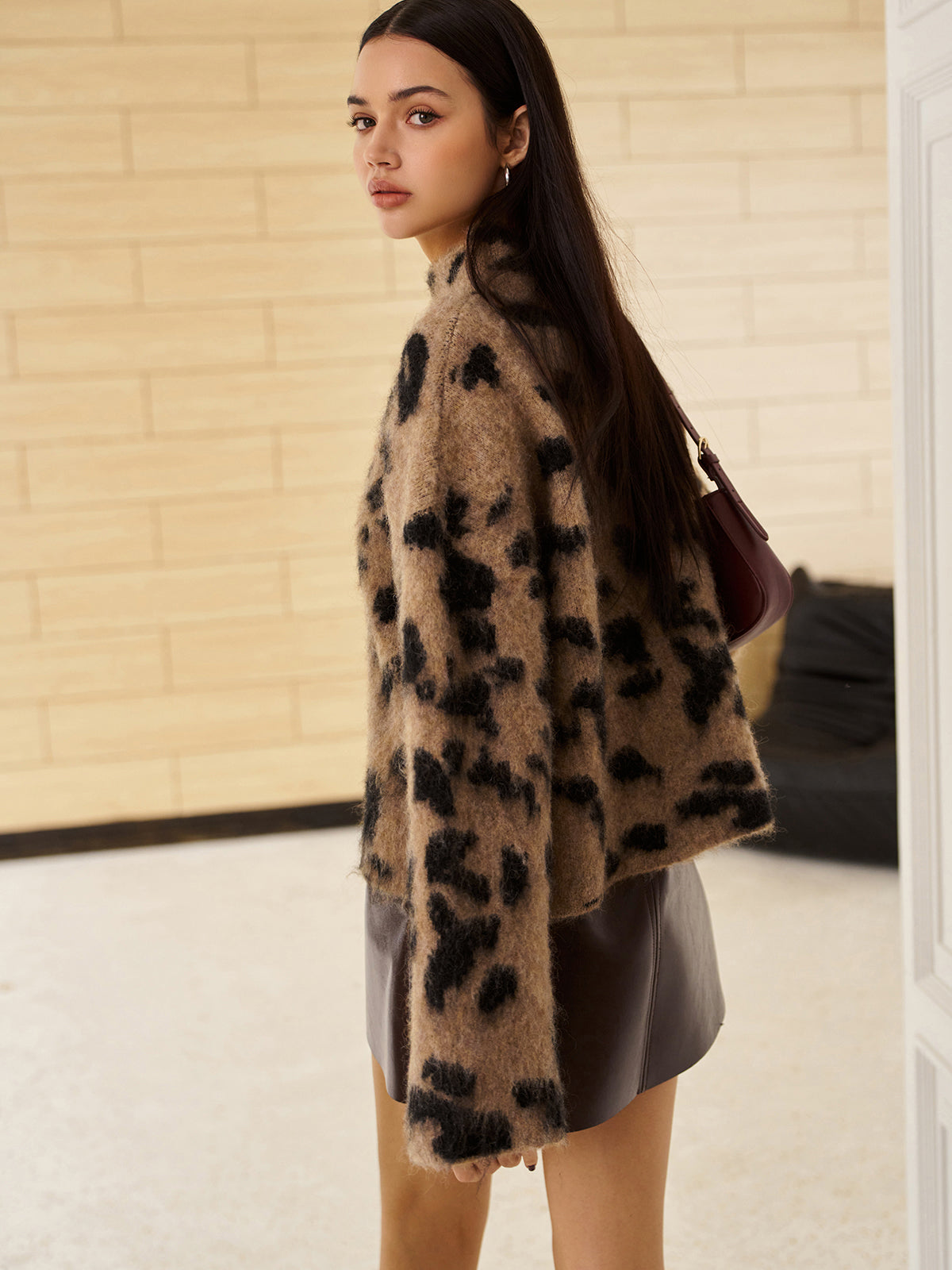 Wool-Blend Leopard Fuzzy Sweater for Women with Crew Neck