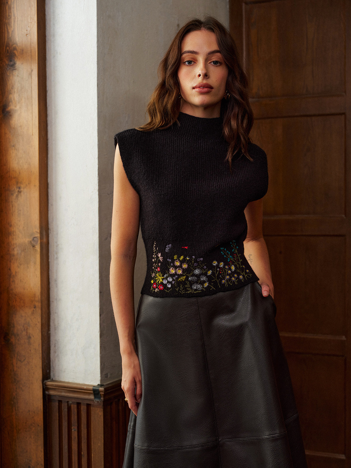 Stand Collar Embroidery Floral Sweater Vest for Women, Casual Layering Piece
