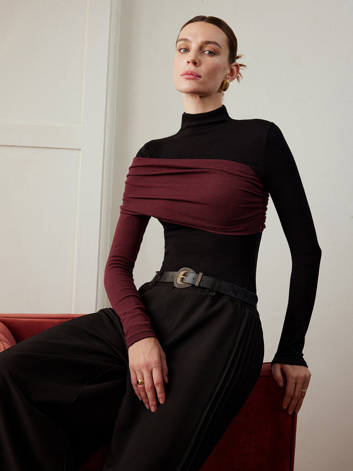 Color Block Pleated Jersey Slim Top Women's Fashion Essentials
