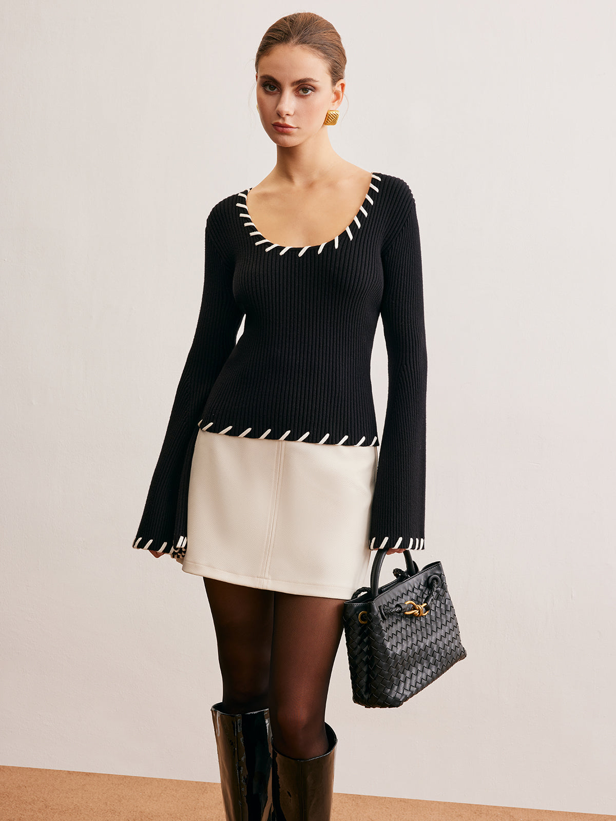 Bell-Sleeve Contrast Trim Knit Top for Women Casual Wear