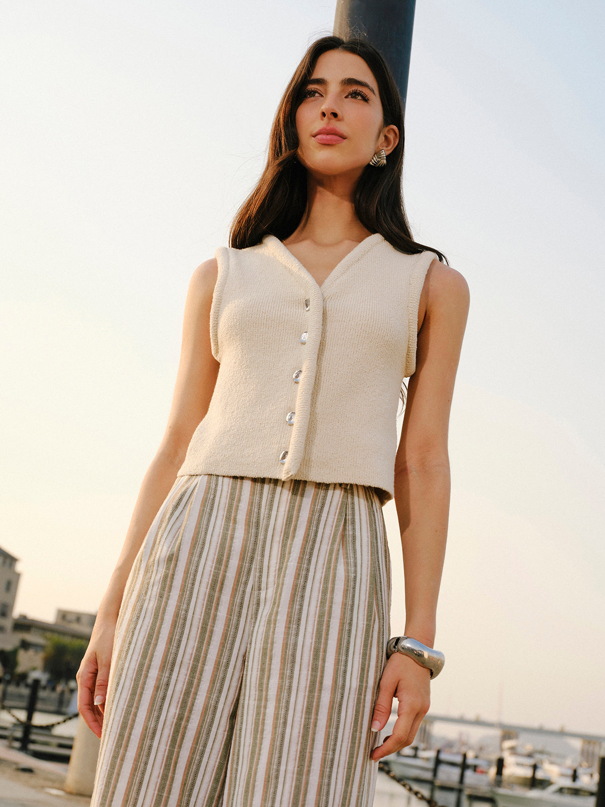 Button Front Sweater Vest with V-Neck Casual Fit