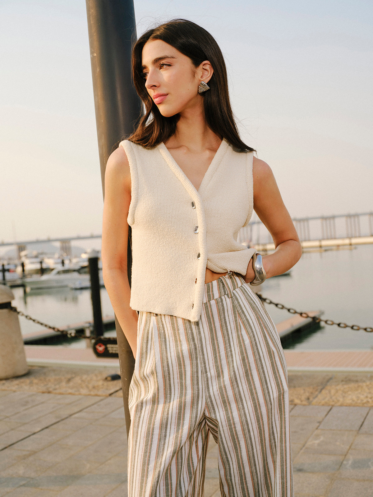 Button Front Sweater Vest with V-Neck Casual Fit