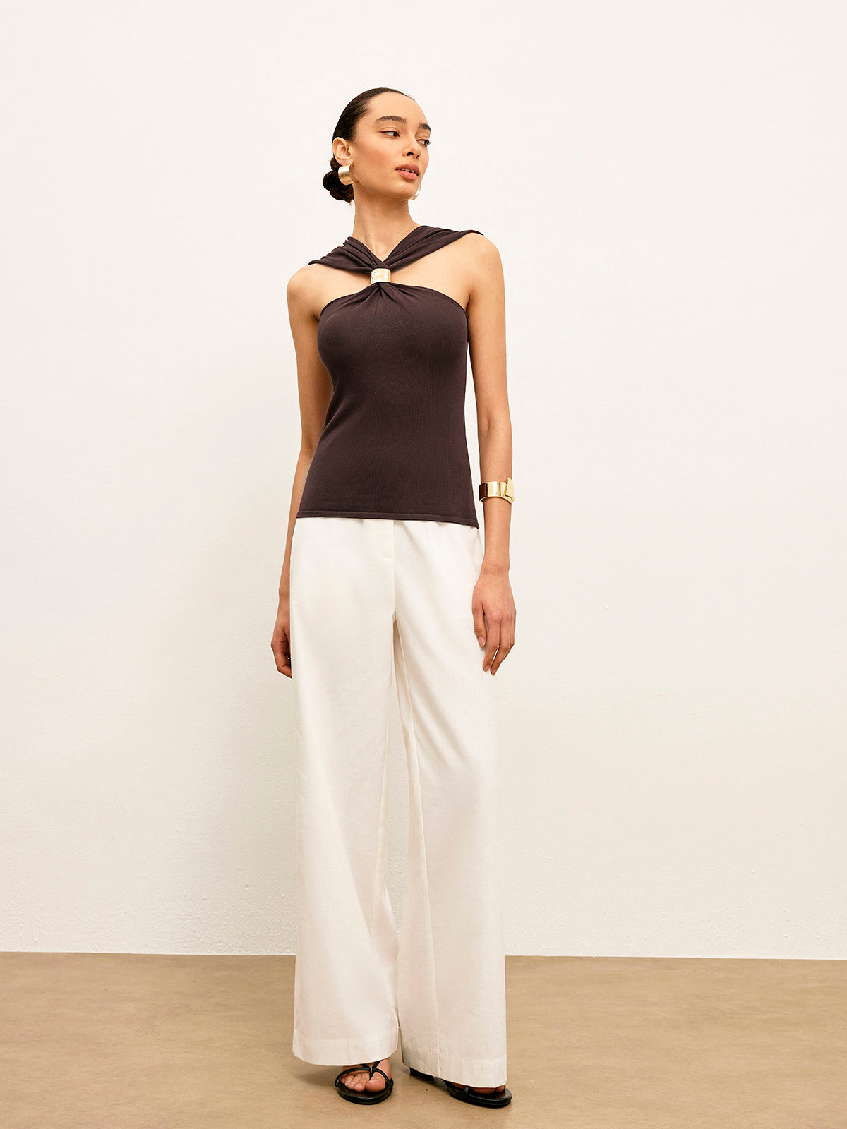 Knitted Twist Front Top With Gold Detail Elegant Women’s Fashion