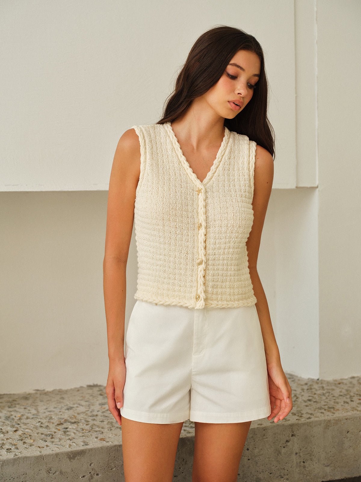 Sleeveless V-Neck Buttoned Vest Casual Summer Fashion