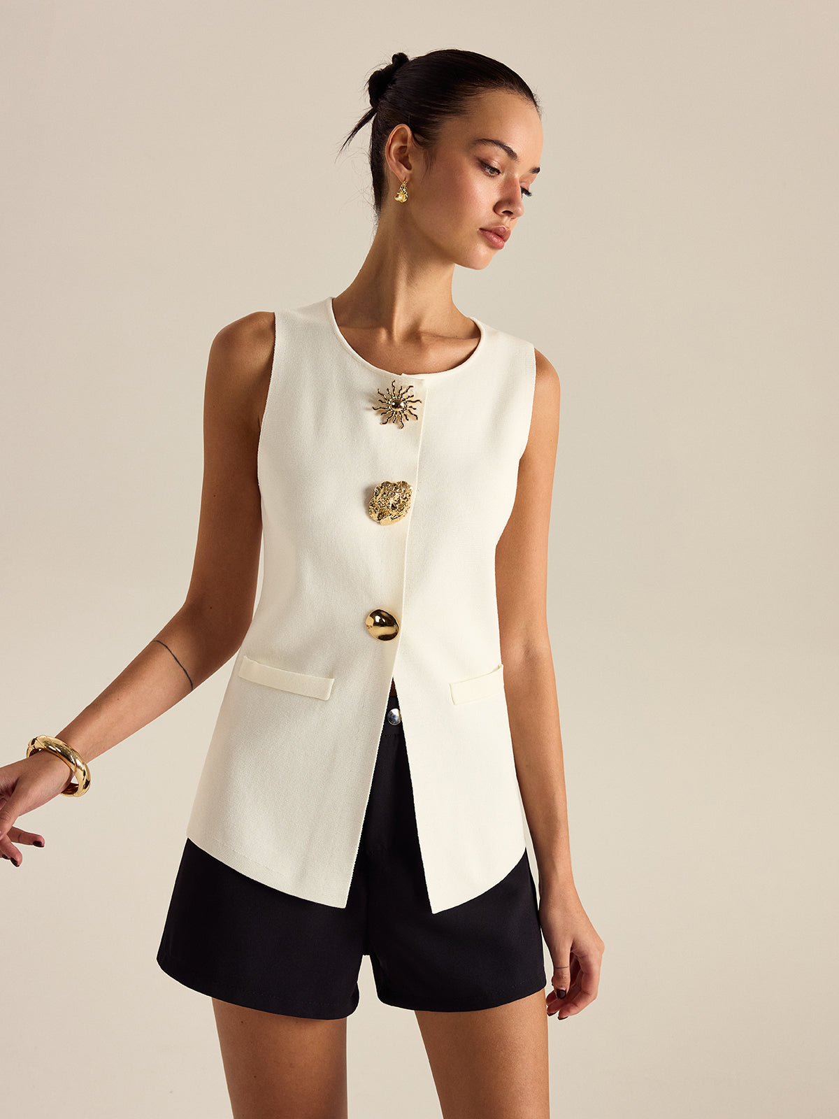 Metal Decor Sleeveless Vest for Stylish Layering Options