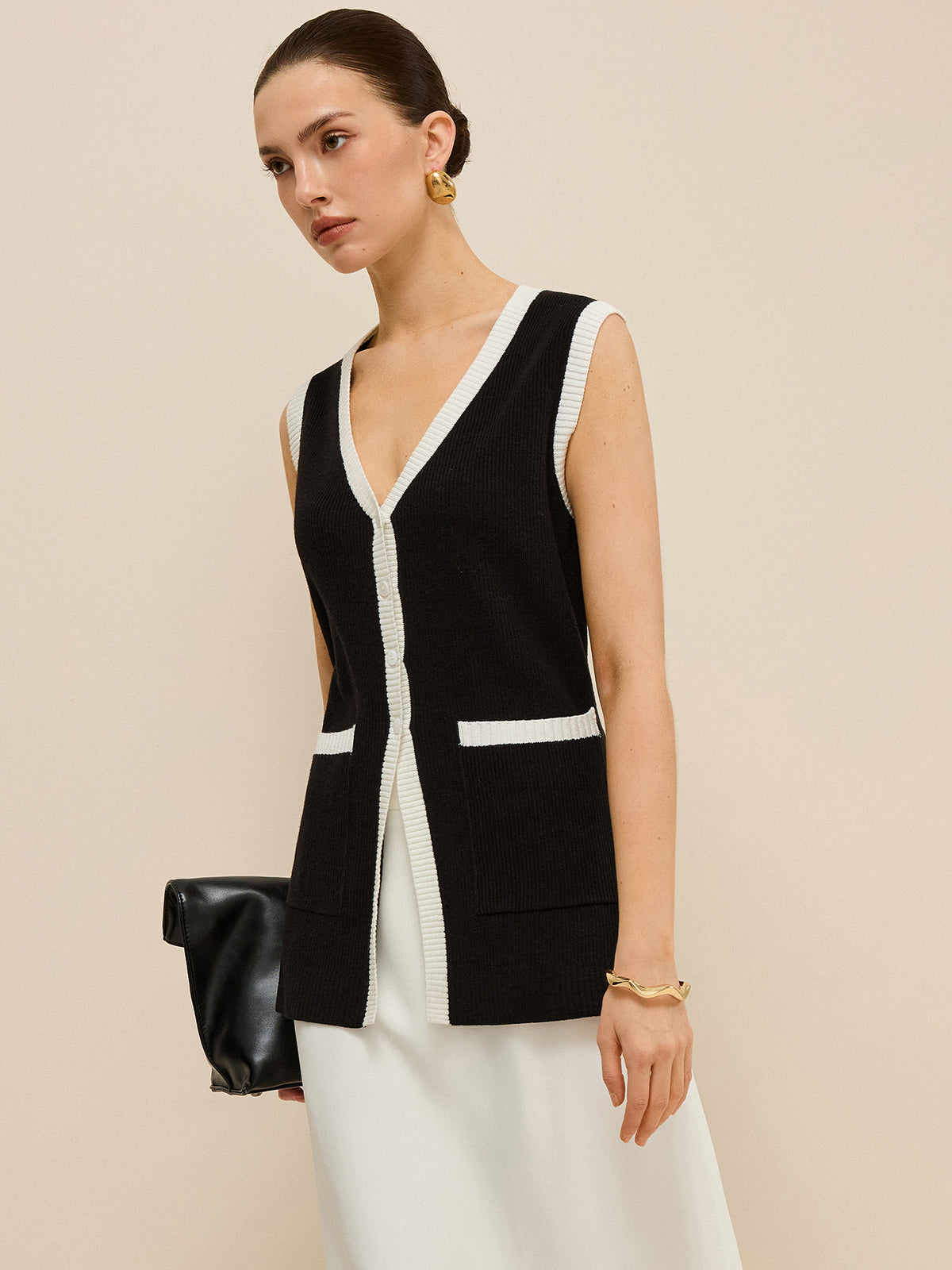 Contrast Trim V-Neck Knit Vest with Button Detail