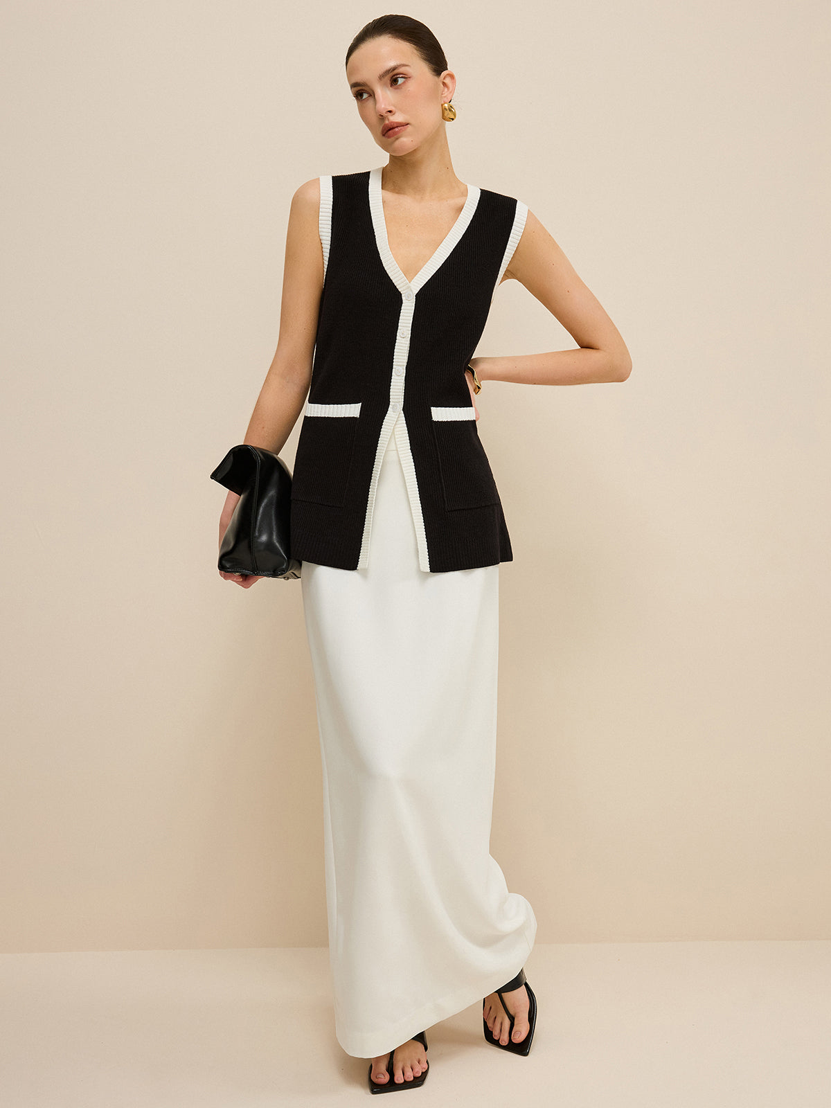 Contrast Trim V-Neck Knit Vest with Button Detail