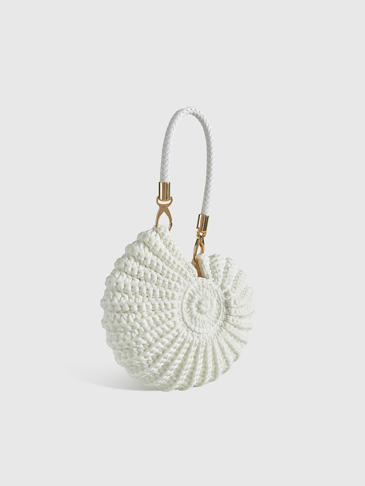 Crocheted Conch-Shaped Handbag Unique Beach-Style Accessory