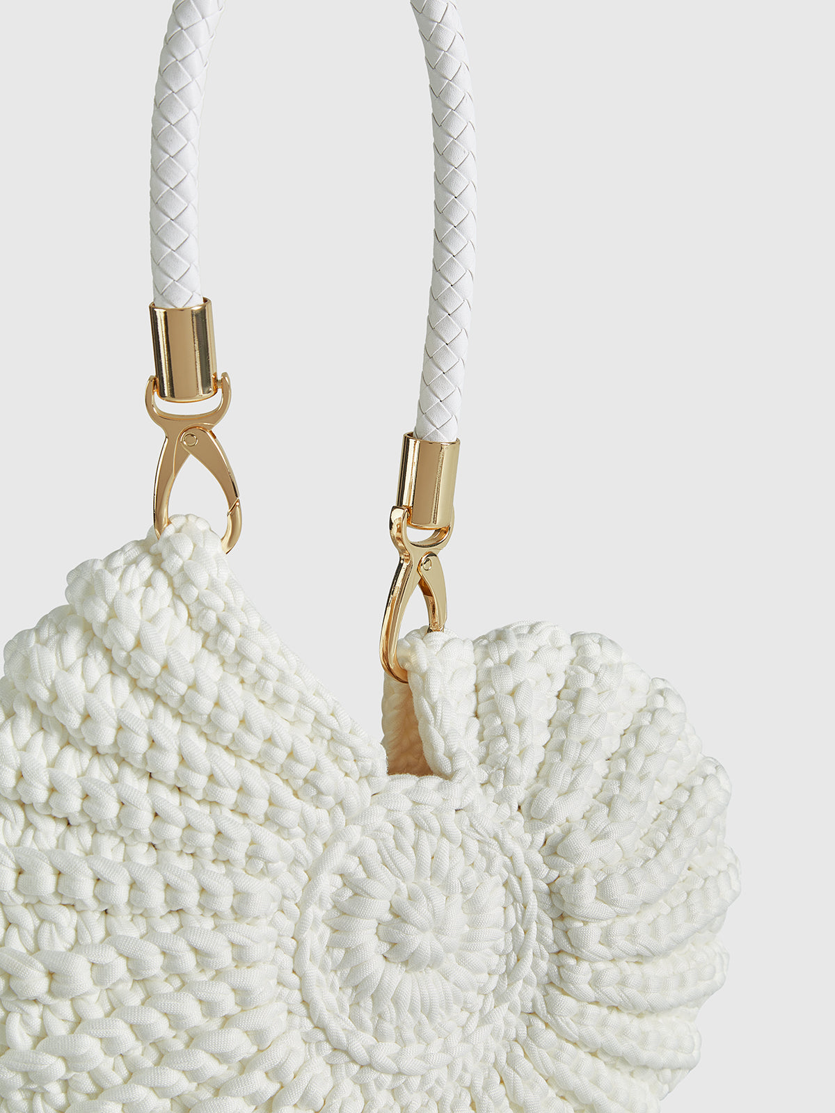 Crocheted Conch-Shaped Handbag Unique Beach-Style Accessory