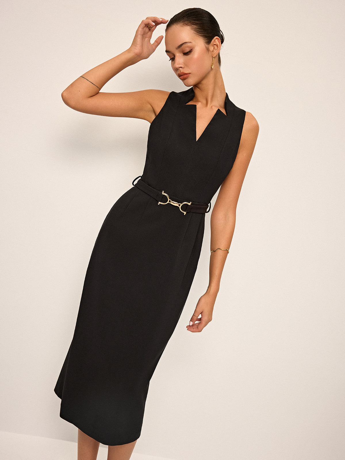 Sleeveless V-Neck Belted Midi Dress for Women Elegant Summer Wear