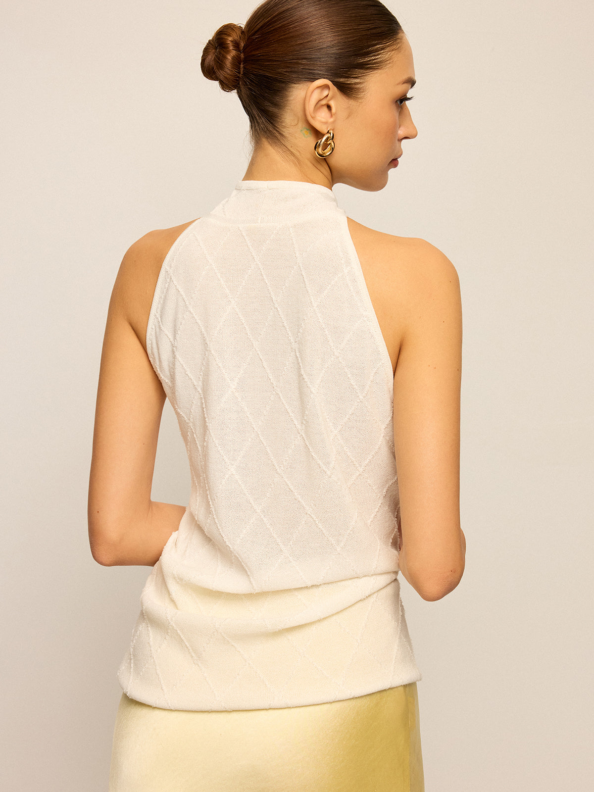 Halter Neck Knit Top with Cross-Strap Neckline | Women's Summer Fashion Essential