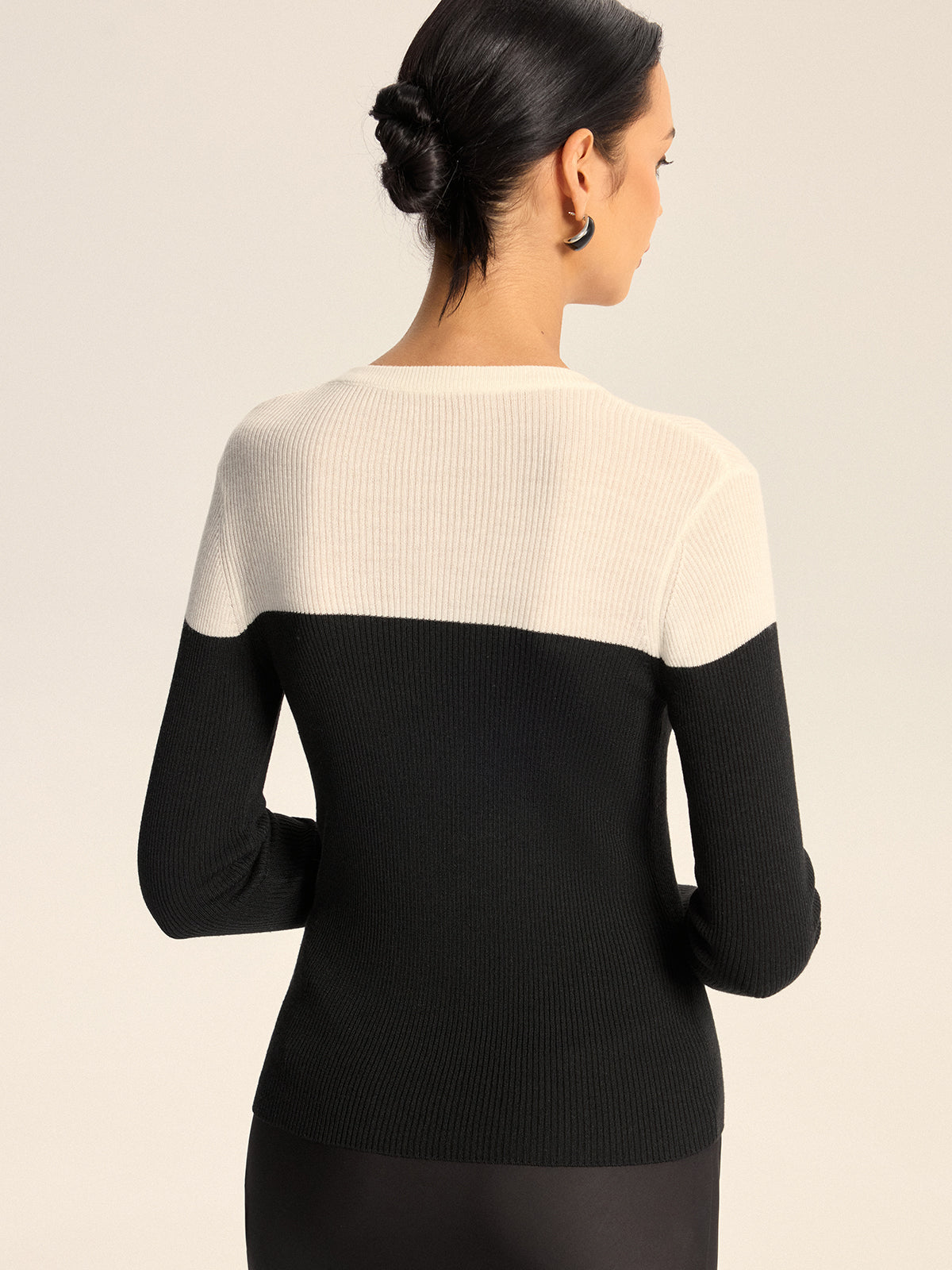 Two-Tone Ribbed Wool Blend Sweater Comfort Fit for All Seasons