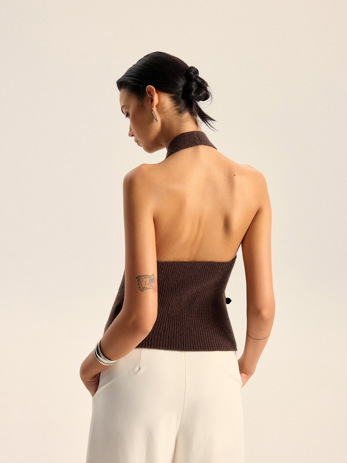 Halter Neck Backless Knit Top Summer Fashion Essential