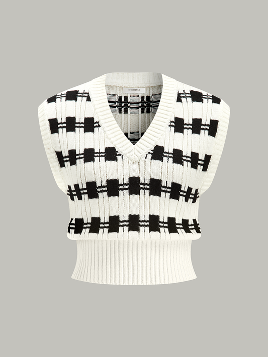 V-neck Plaid Sweater Vest for Layering Casual Outfits