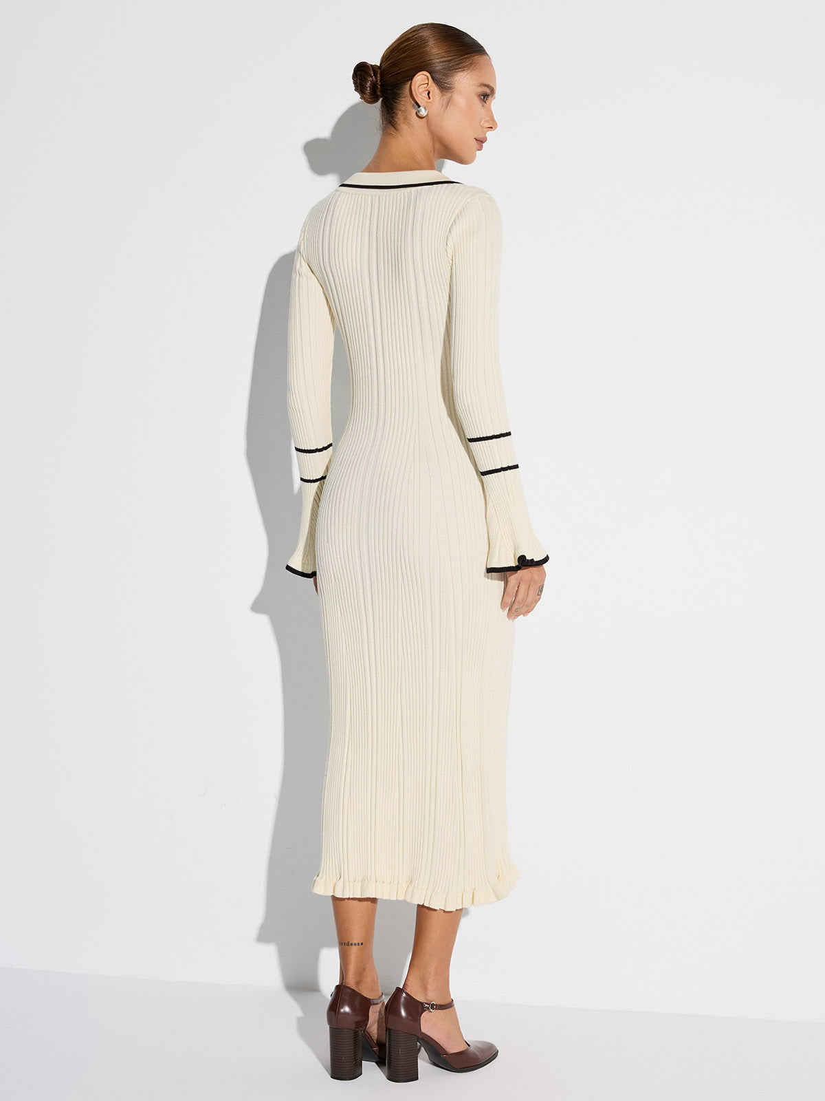 Contrast Trim Buttoned Ribbed Sweater Dress with Belted Waist Detail