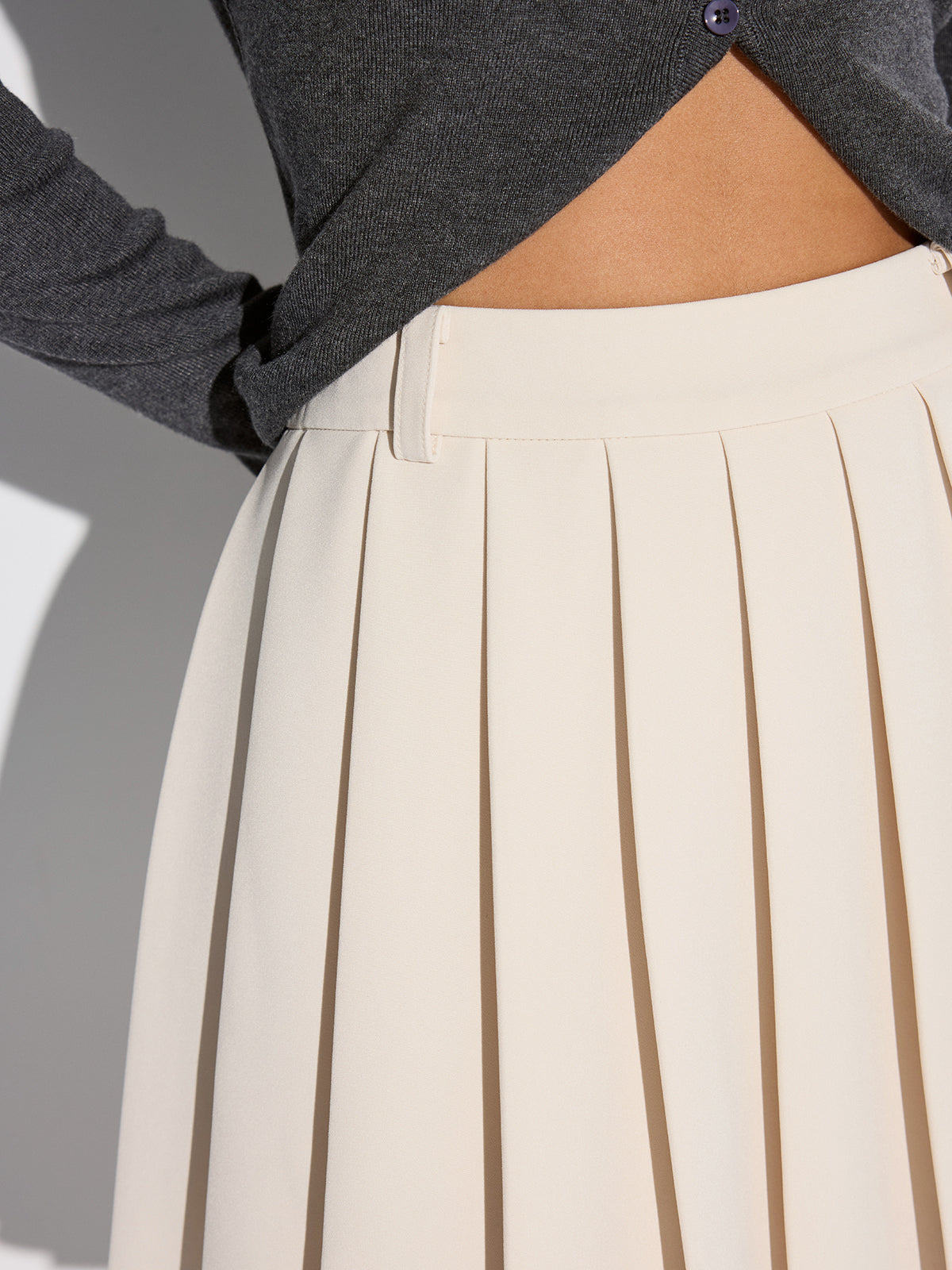 Mid-Waist Pleated Mini Skirt for Women Casual Wear