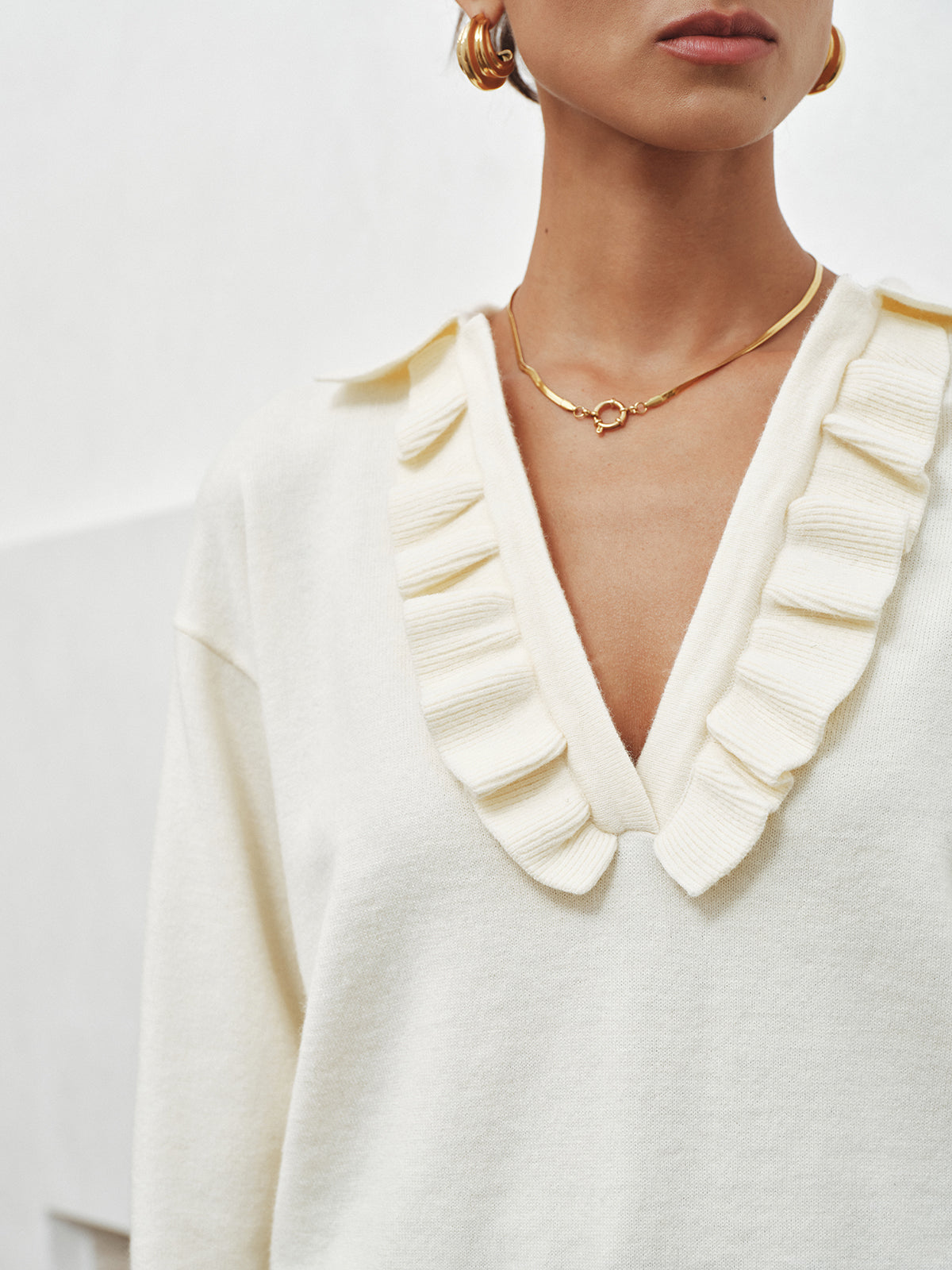 Ruffled Collared V-Neck Knit Top for Women Casual Wear