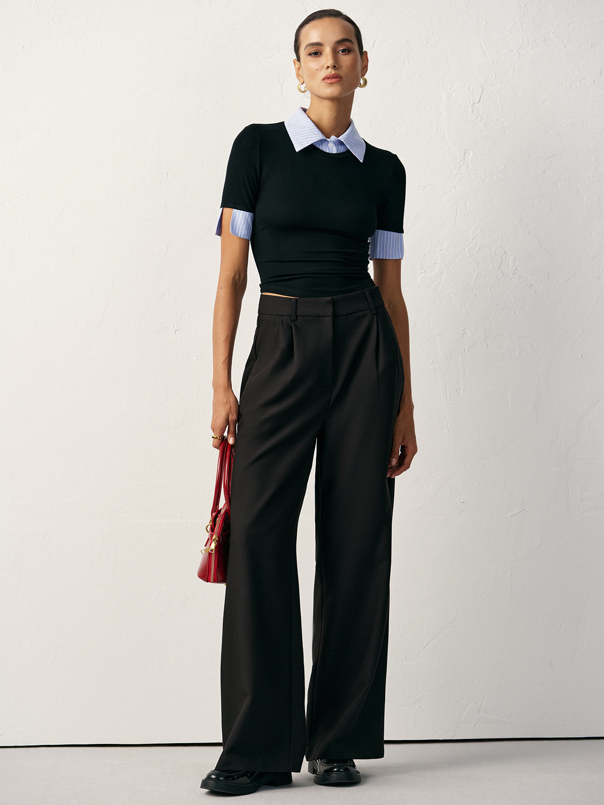 2 in 1 Paneled Collar And Cuffs Fitted T-Shirt Comfortable Stretch Fabric