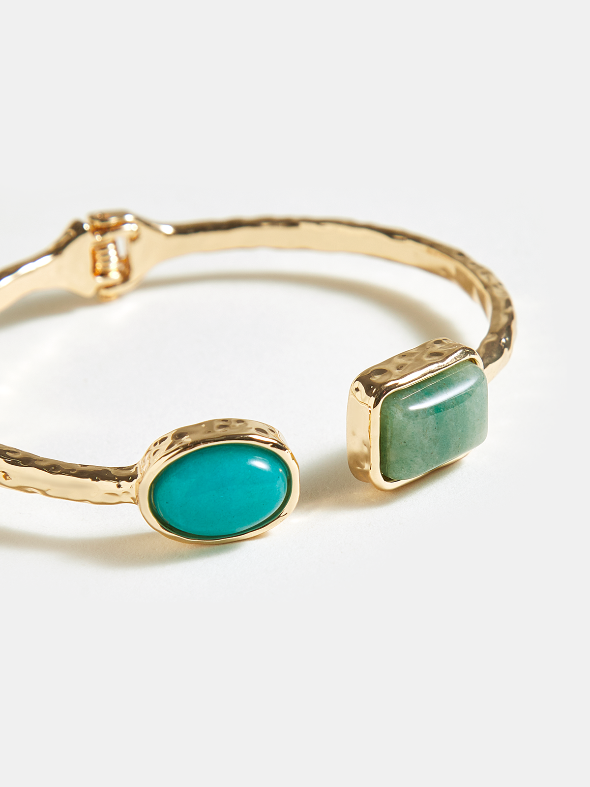 Hammered Turquoise Bracelet for Women, Handcrafted Metal Jewelry
