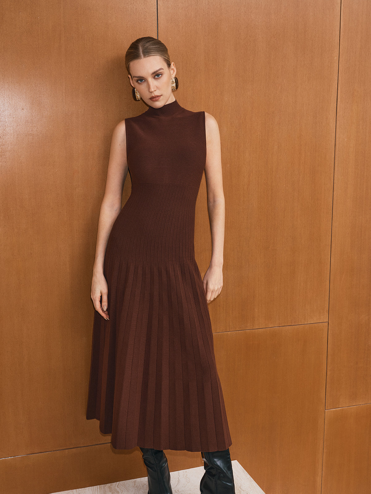 Turtleneck Sleeveless Knit Maxi Dress Comfortable Stylish Full-Length without Belt