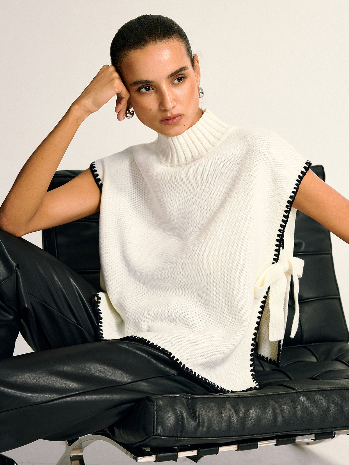 Contrast Trim Side Bow Mock Neck Sweater Vest for Women Stylish Layering