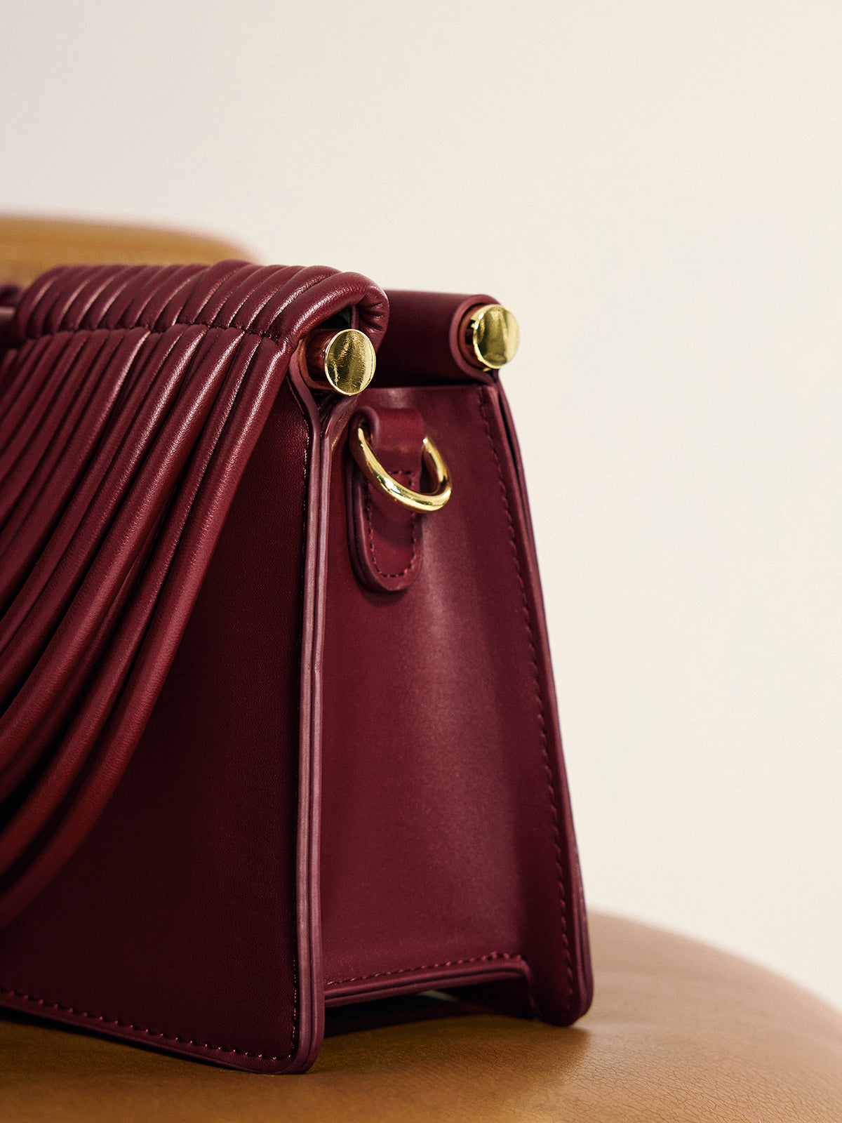 Curved Striped Handle PU Leather Bag for Men and Women