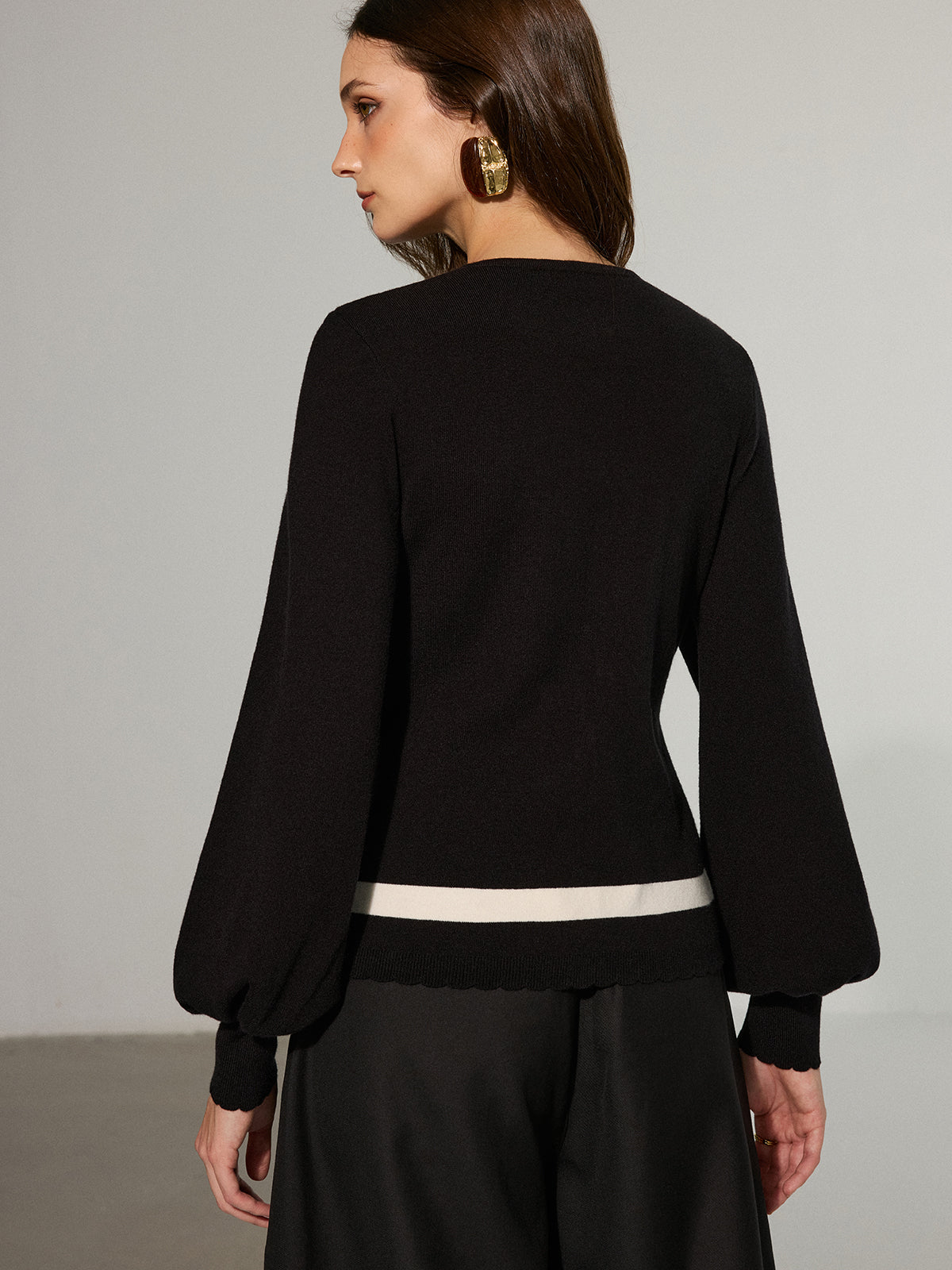 Contrast Trim Knitted Cardigan with Button Closure