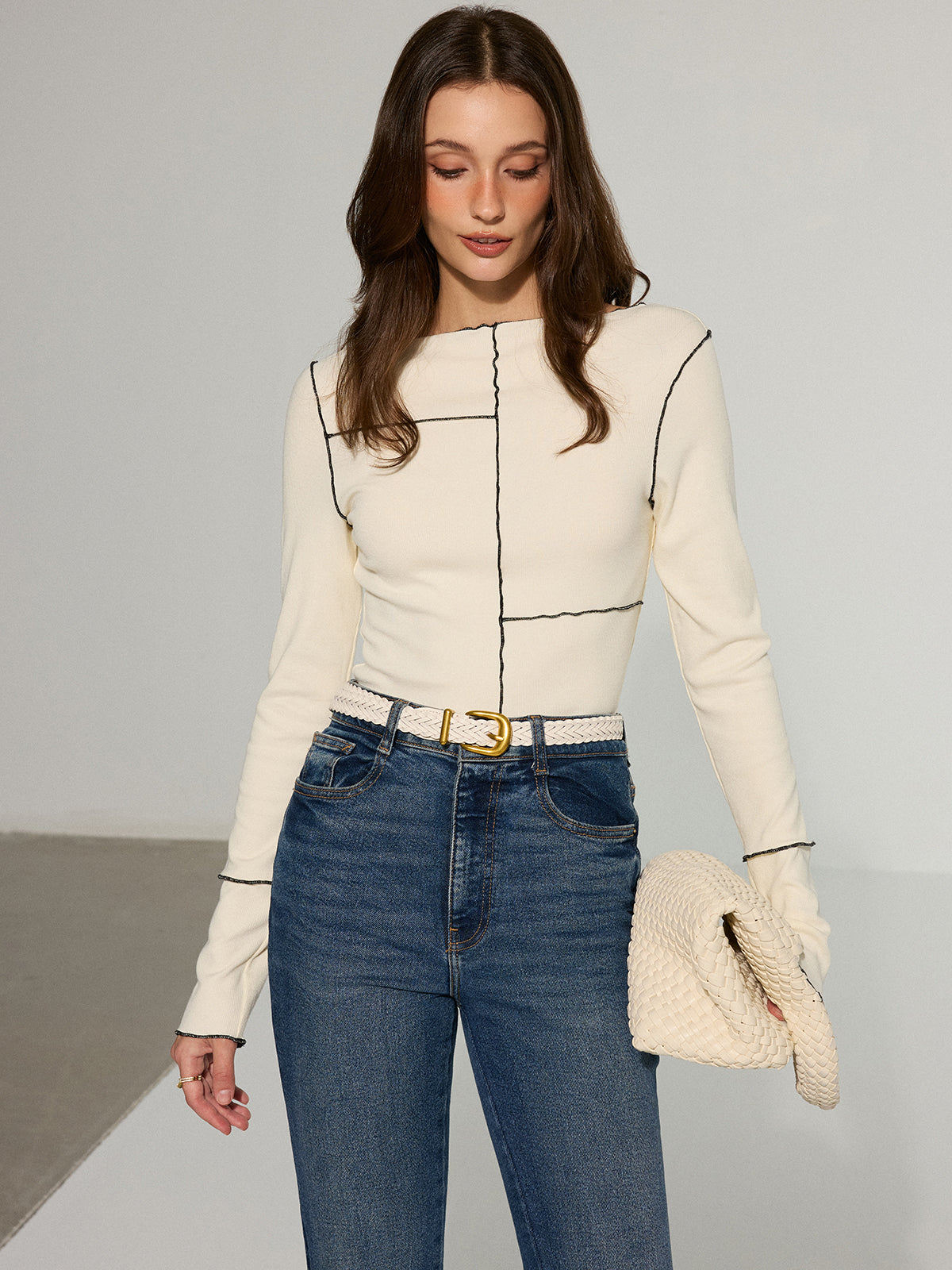 Contrast Stitch Fitted Knit Top for Women Casual Wear