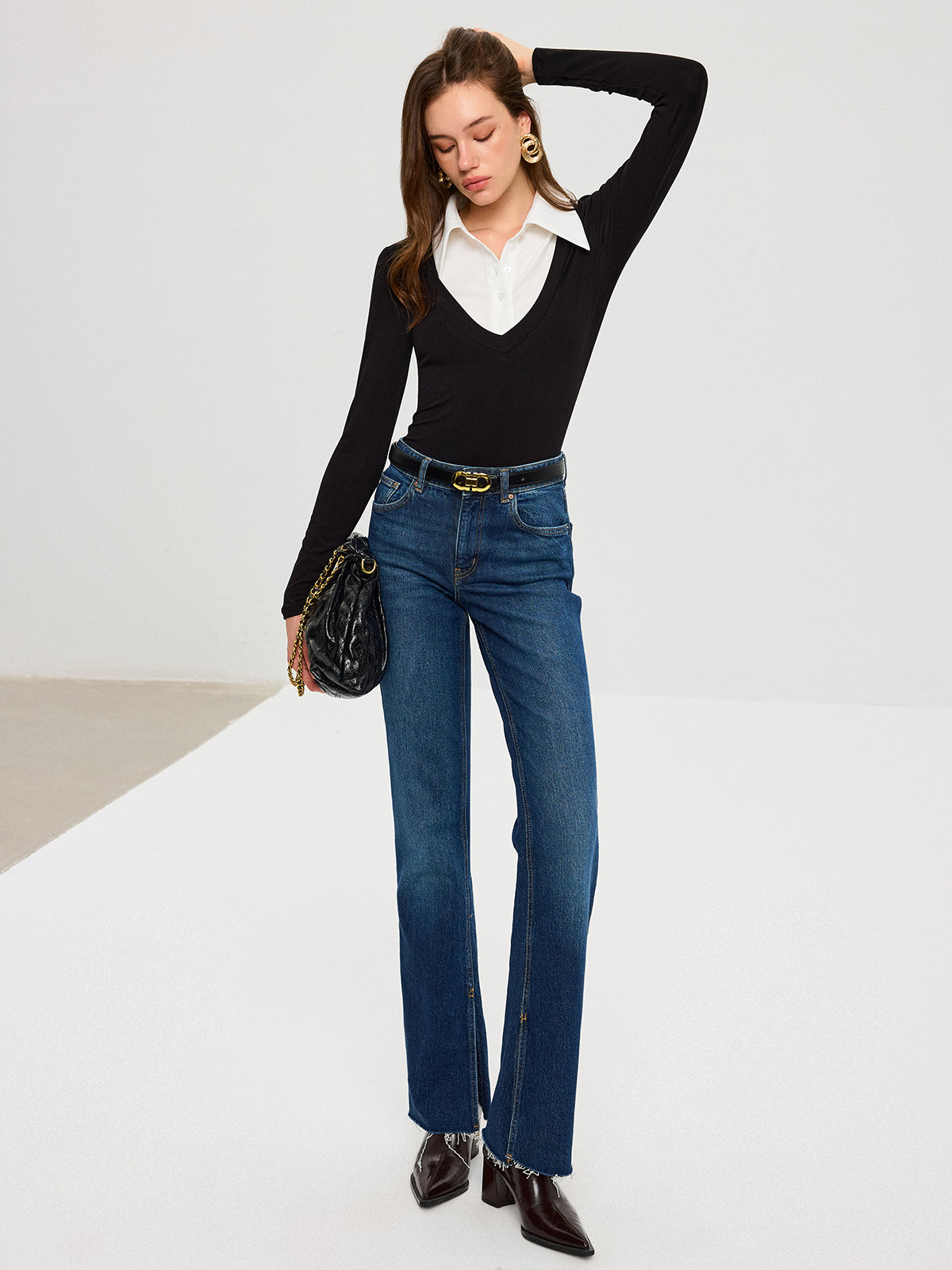 High-Stretch Contrast Shirt Collar Knit Bodysuit with Fitted Sleeves and Snap Closure