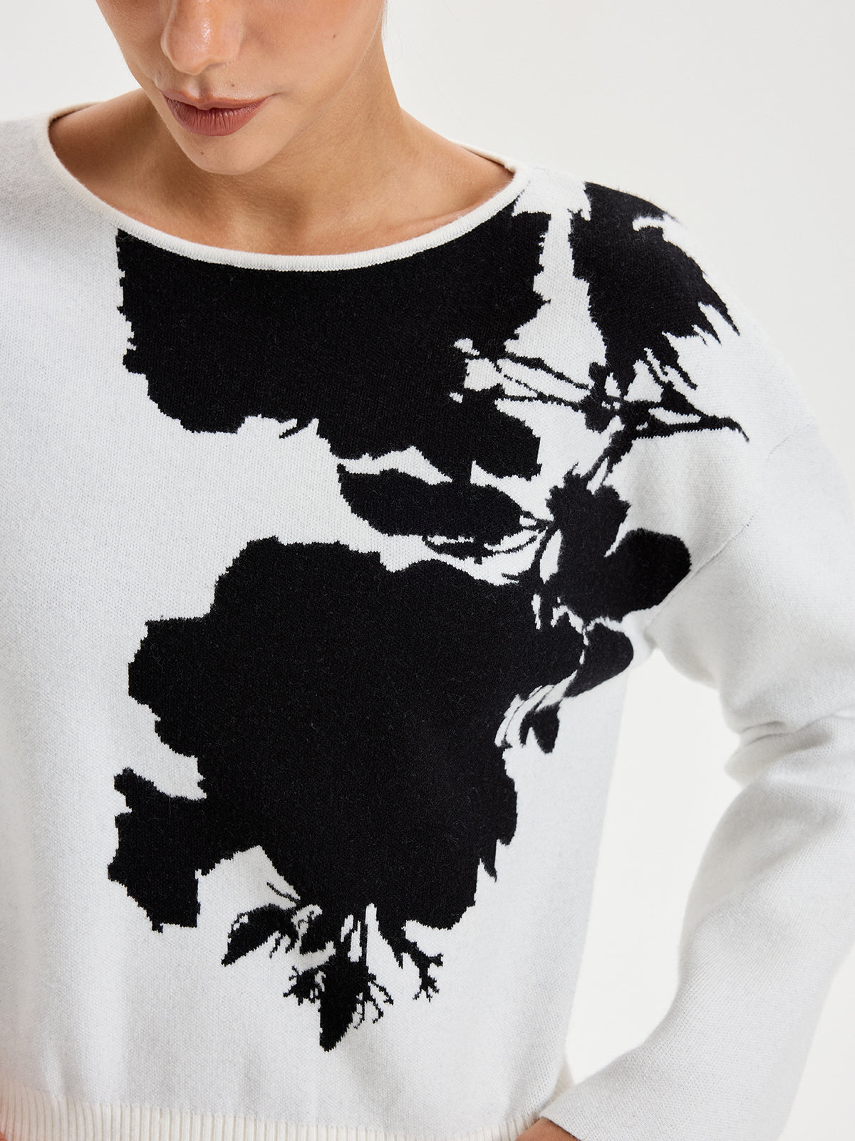 Ink-Wash Painting Pattern Round Neck Knit Top for Women Casual Wear