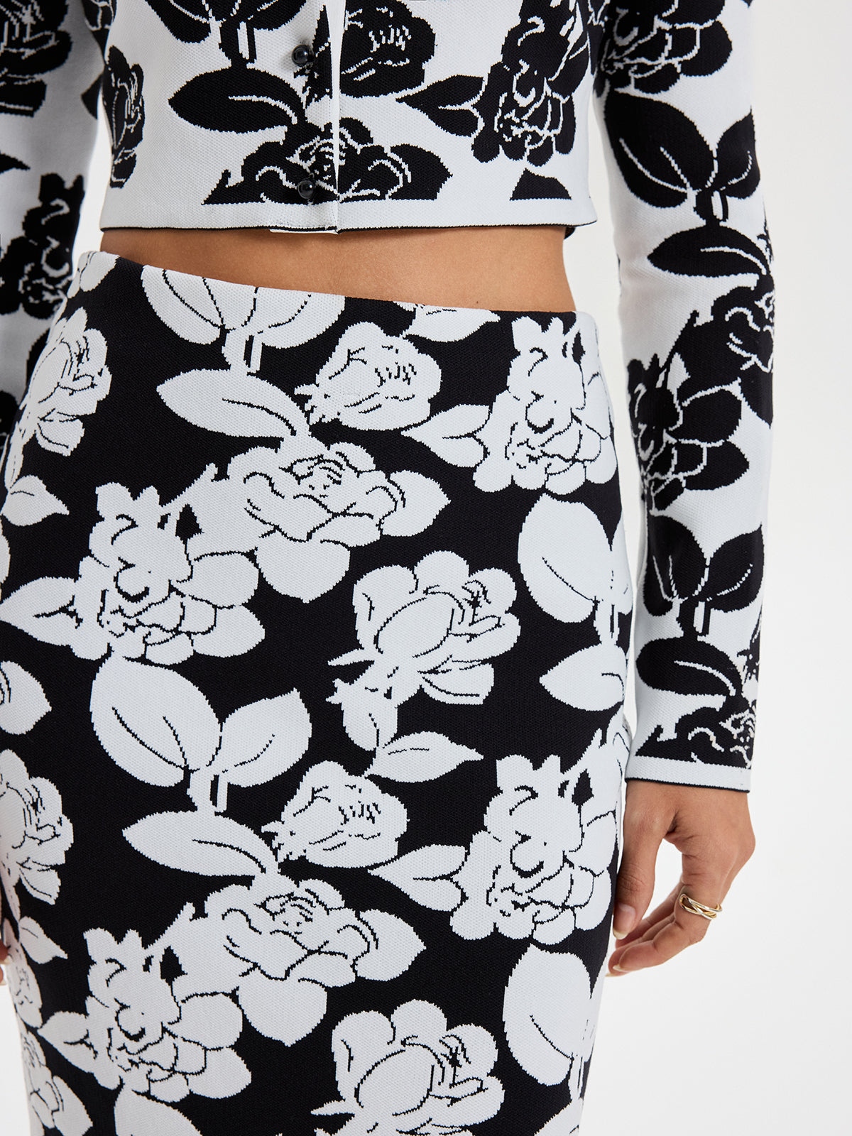 Floral Pattern Knit Midi Skirt - Women's Comfortable Spring Fashion