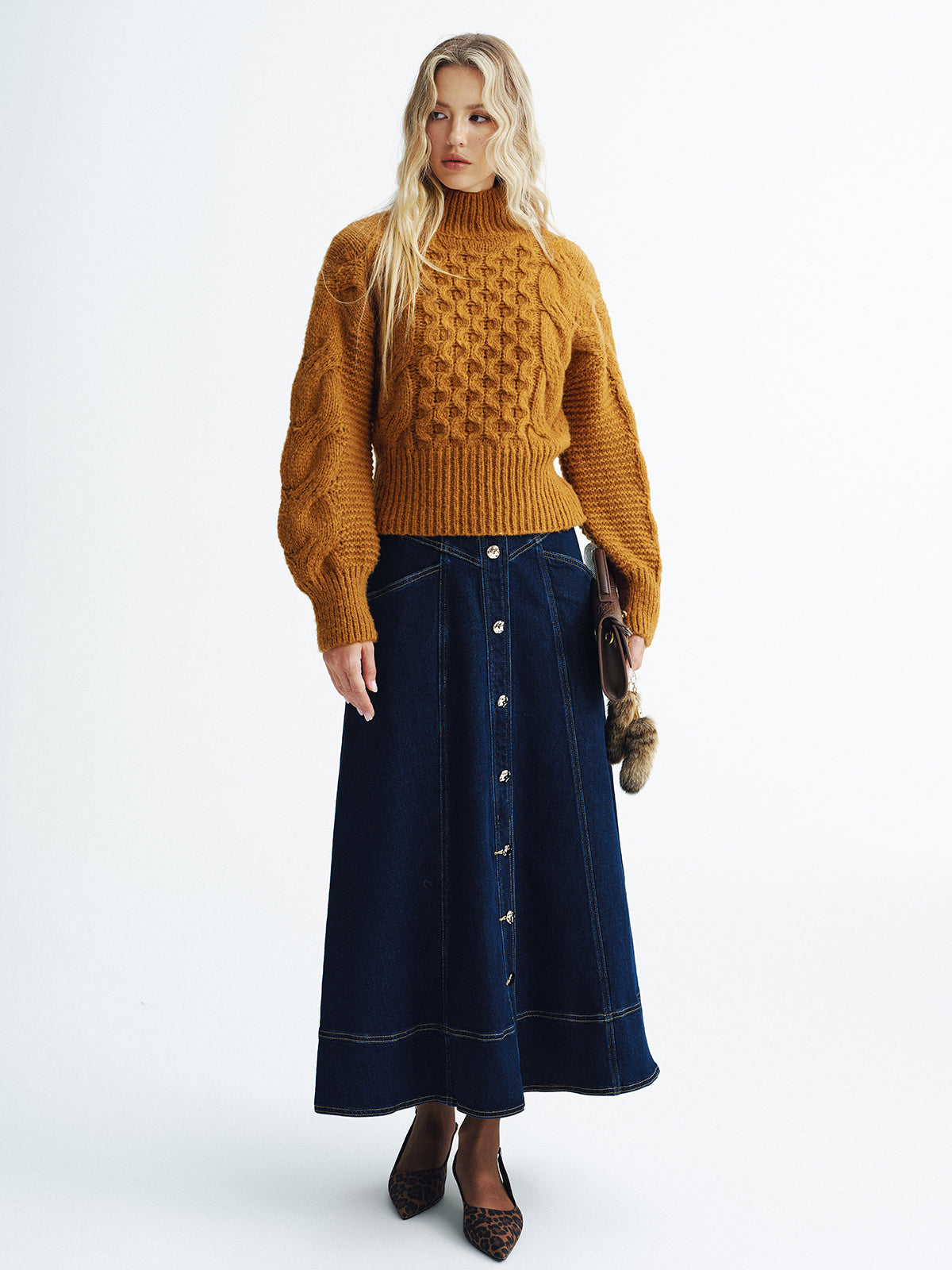Cable-Knit Turtleneck Sweater - Cozy Winter Essential for Women