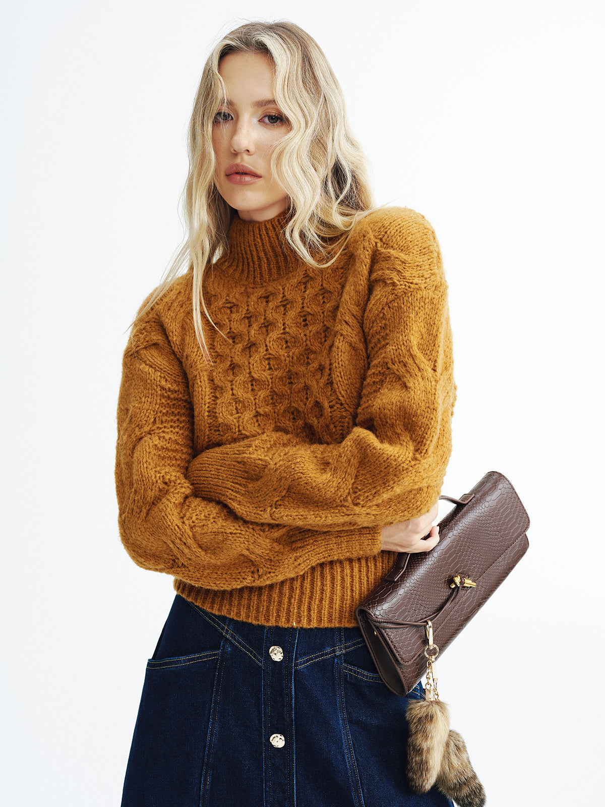 Cable-Knit Turtleneck Sweater - Cozy Winter Essential for Women