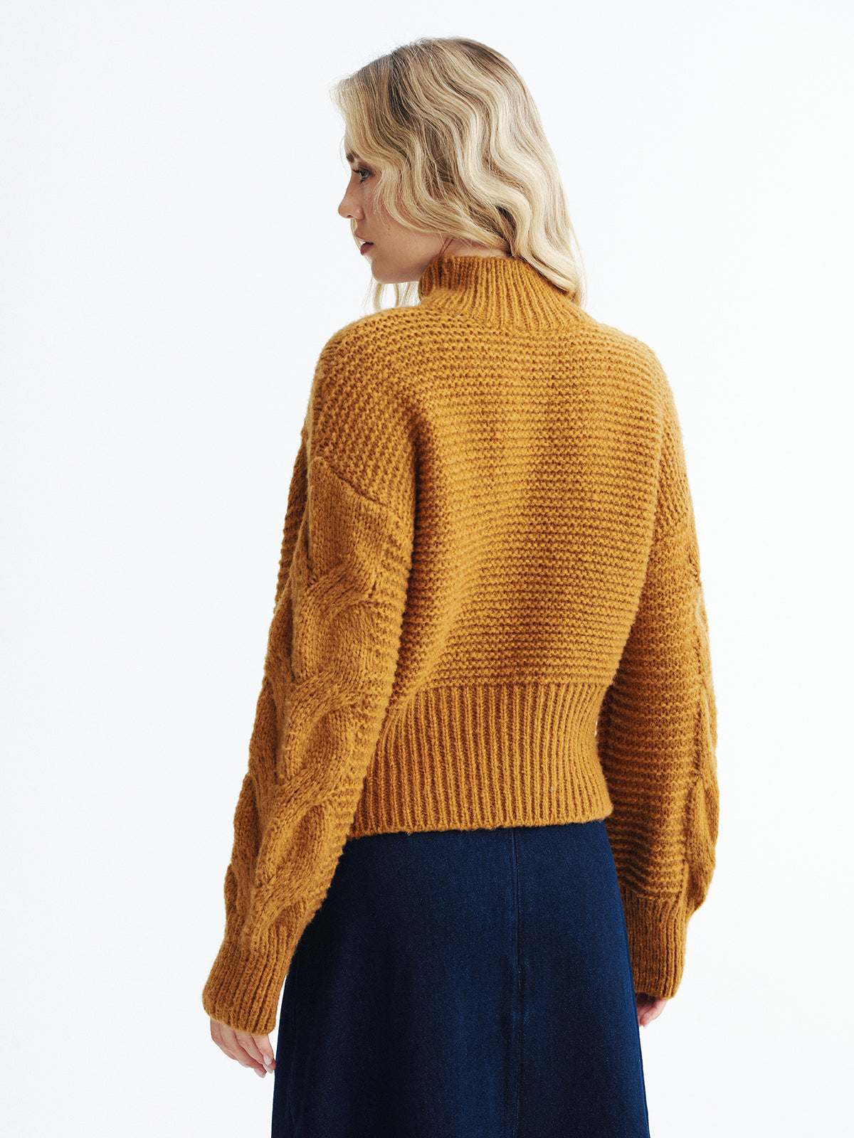 Cable-Knit Turtleneck Sweater - Cozy Winter Essential for Women