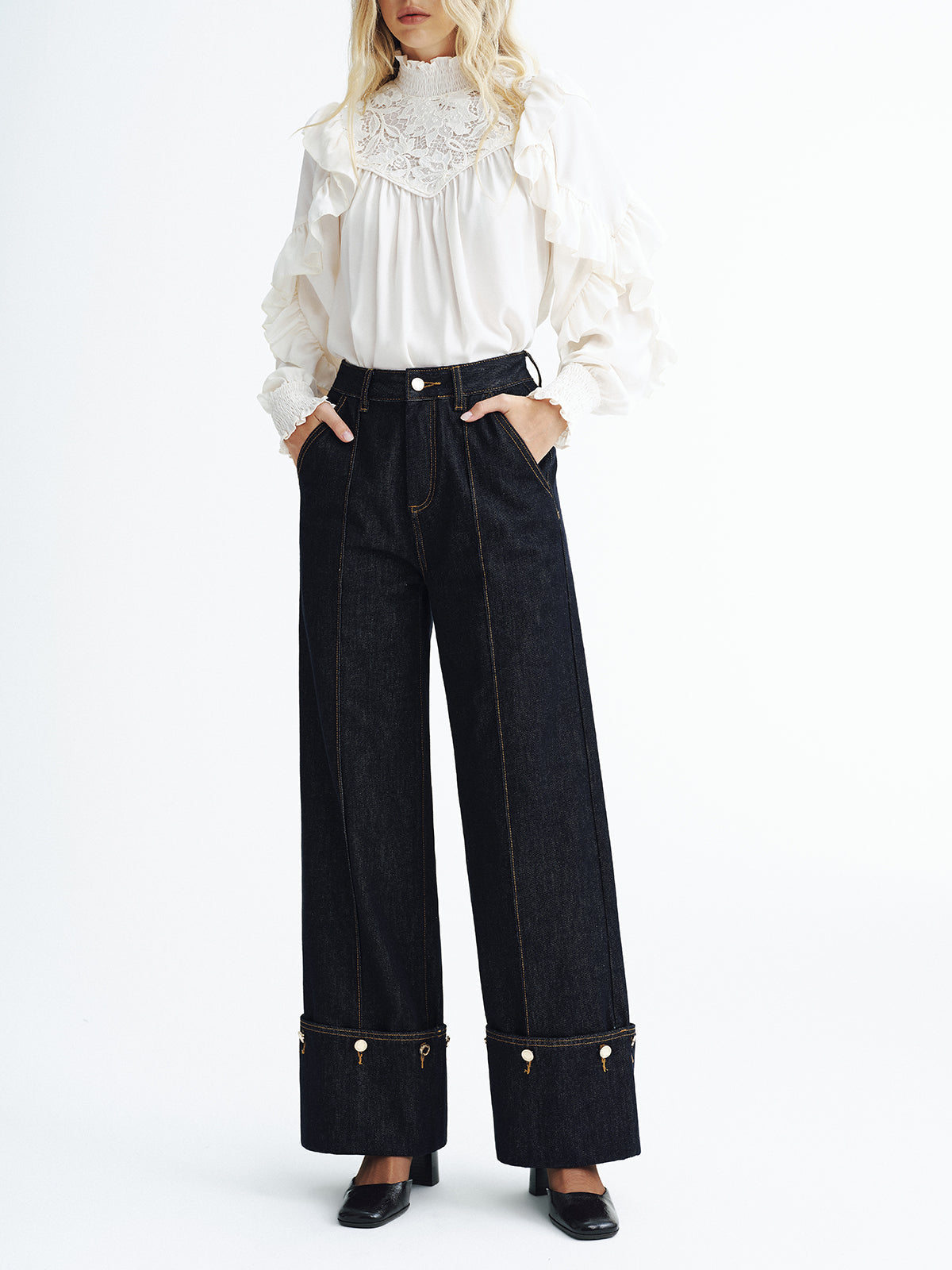 Mid-Waist Denim Cuffed Jeans with Stretch for Women