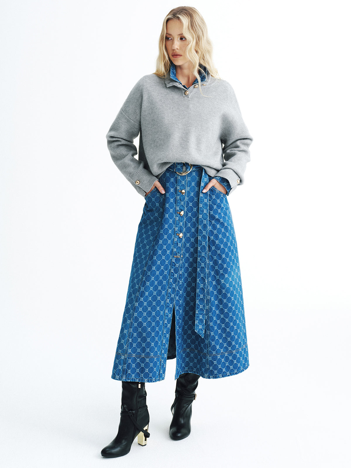 Button Detail Stand Collar Casual Sweater - Modern Chic Knitwear Comfortable Fit