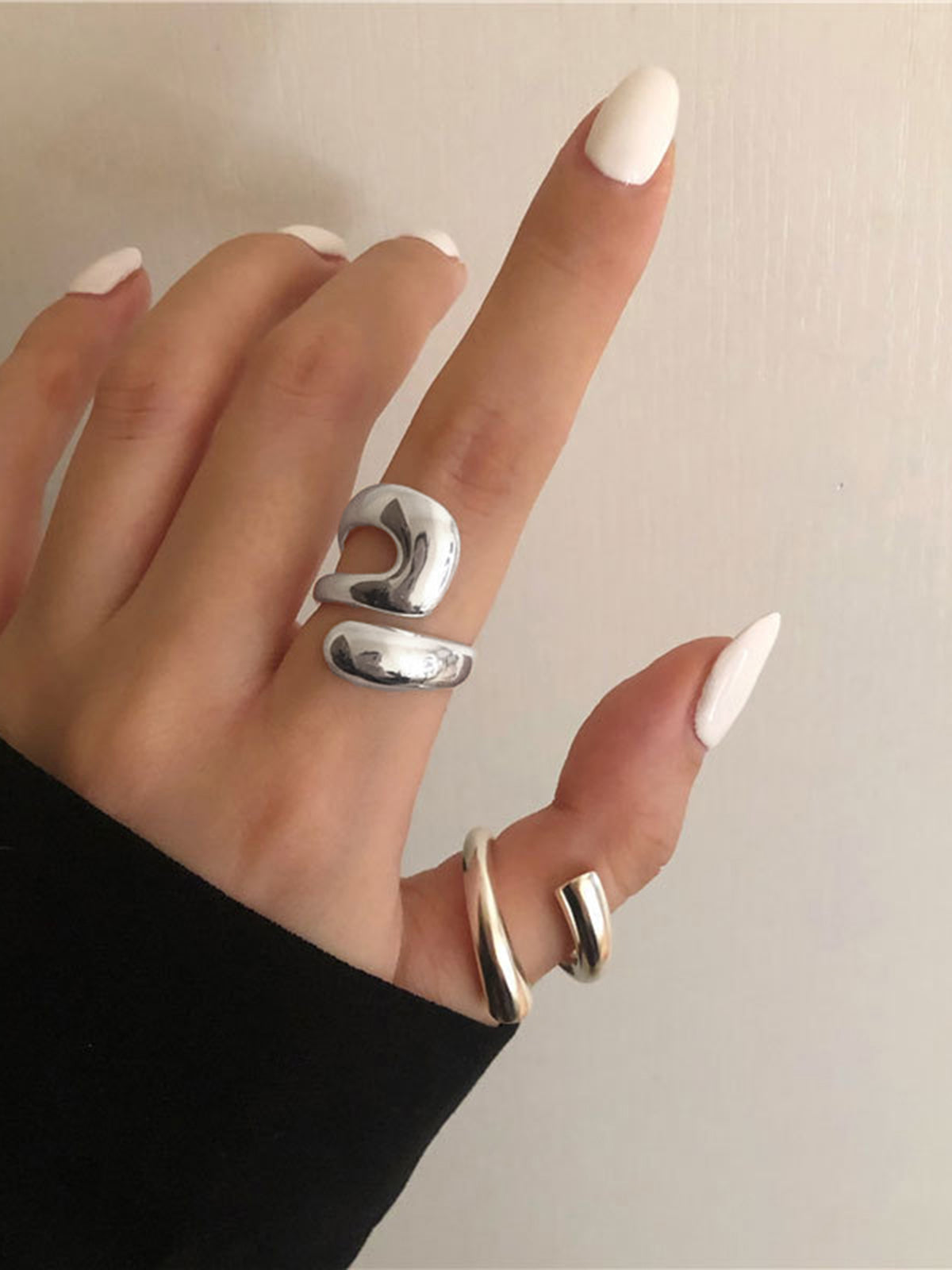 Hidden Feelings Ring Spark Emotional Connections in Jewelry
