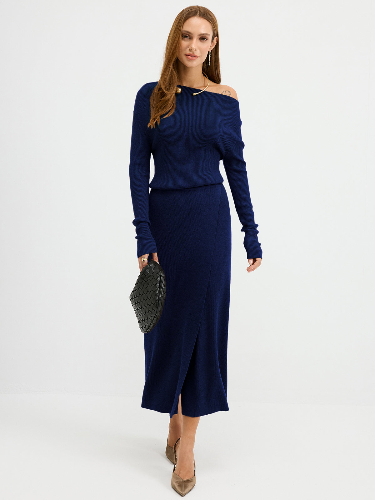 Off-Shoulder Ribbed Wool Blend Maxi Dress for Elegant Evenings