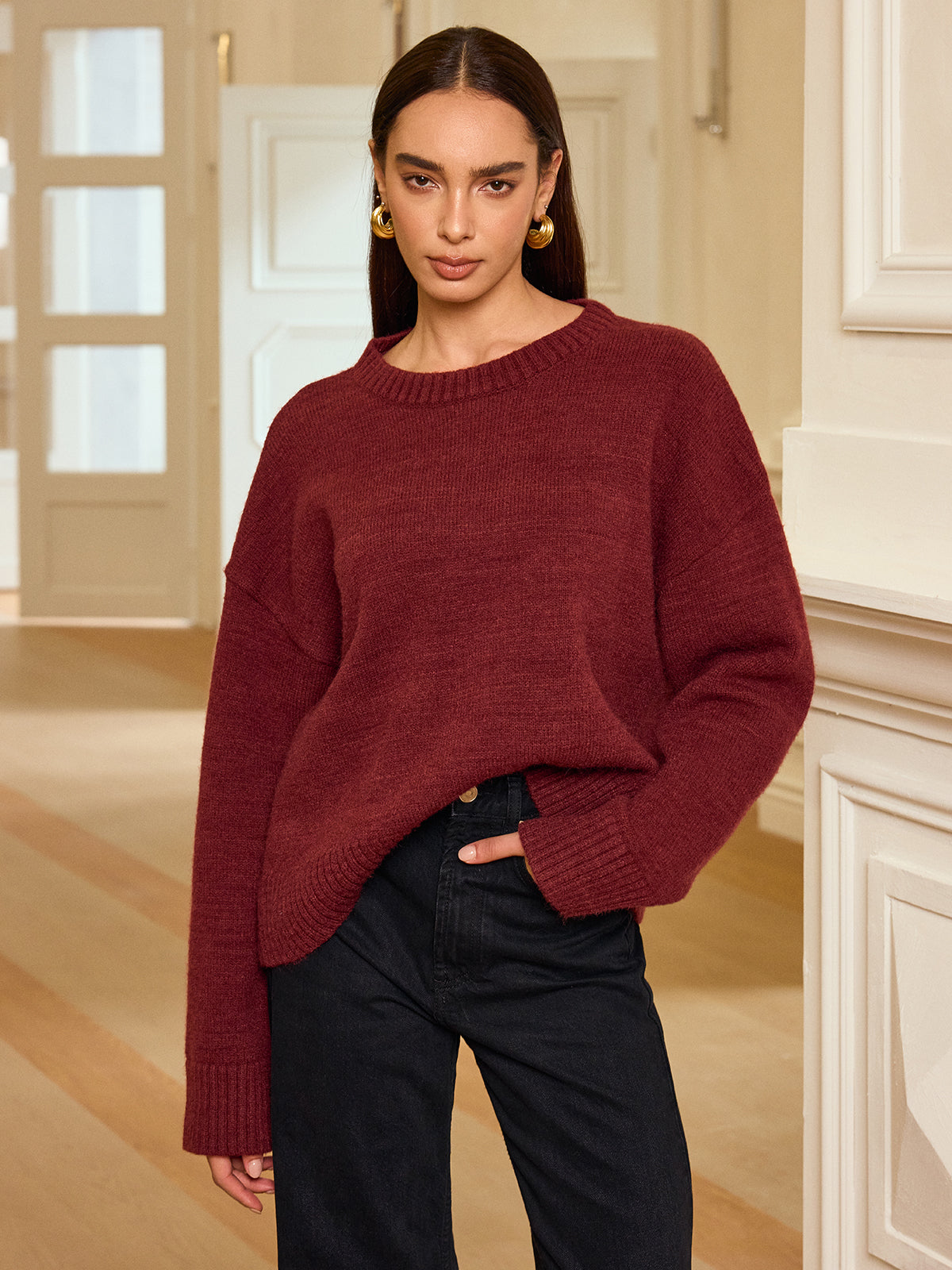 Oversized Knit Sweater with Scarf for Cozy Winter Layering