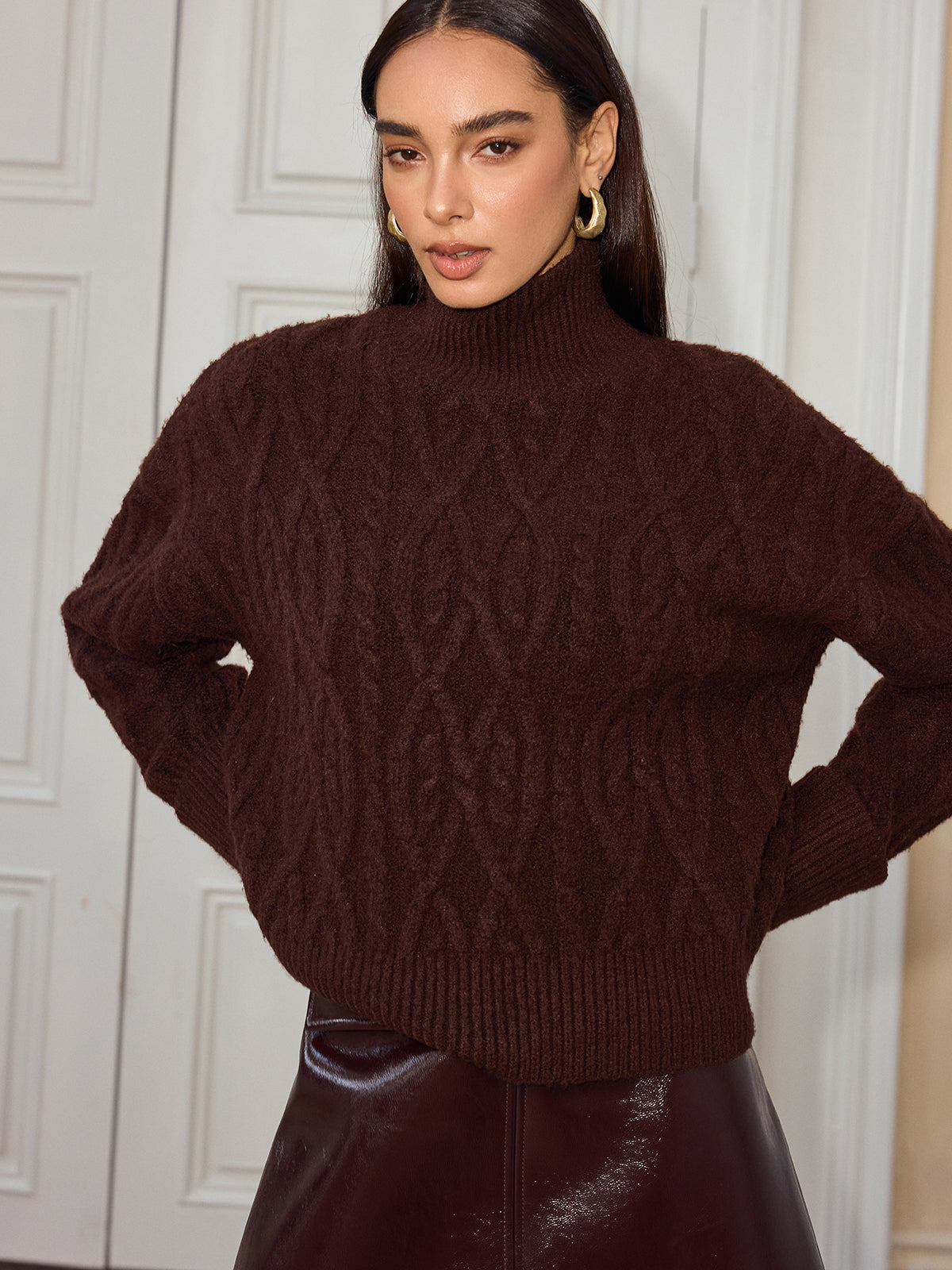 Cable-Knit Turtleneck Sweater for Winter Warmth