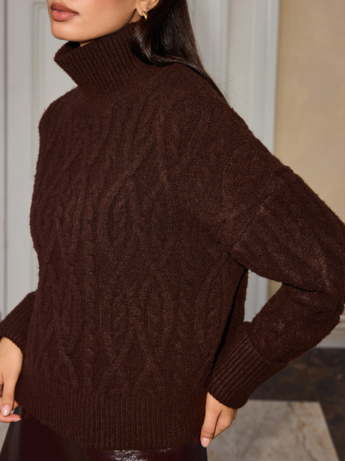 Cable-Knit Turtleneck Sweater for Winter Warmth