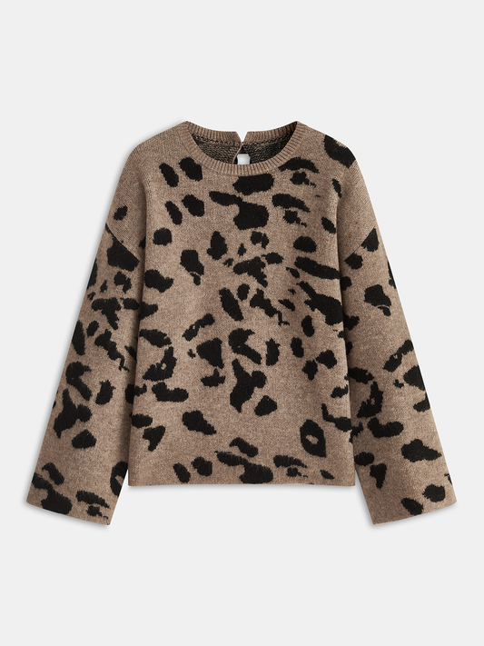 Bow Detail Leopard Print Knit Sweater with Cozy Crew Neck Design
