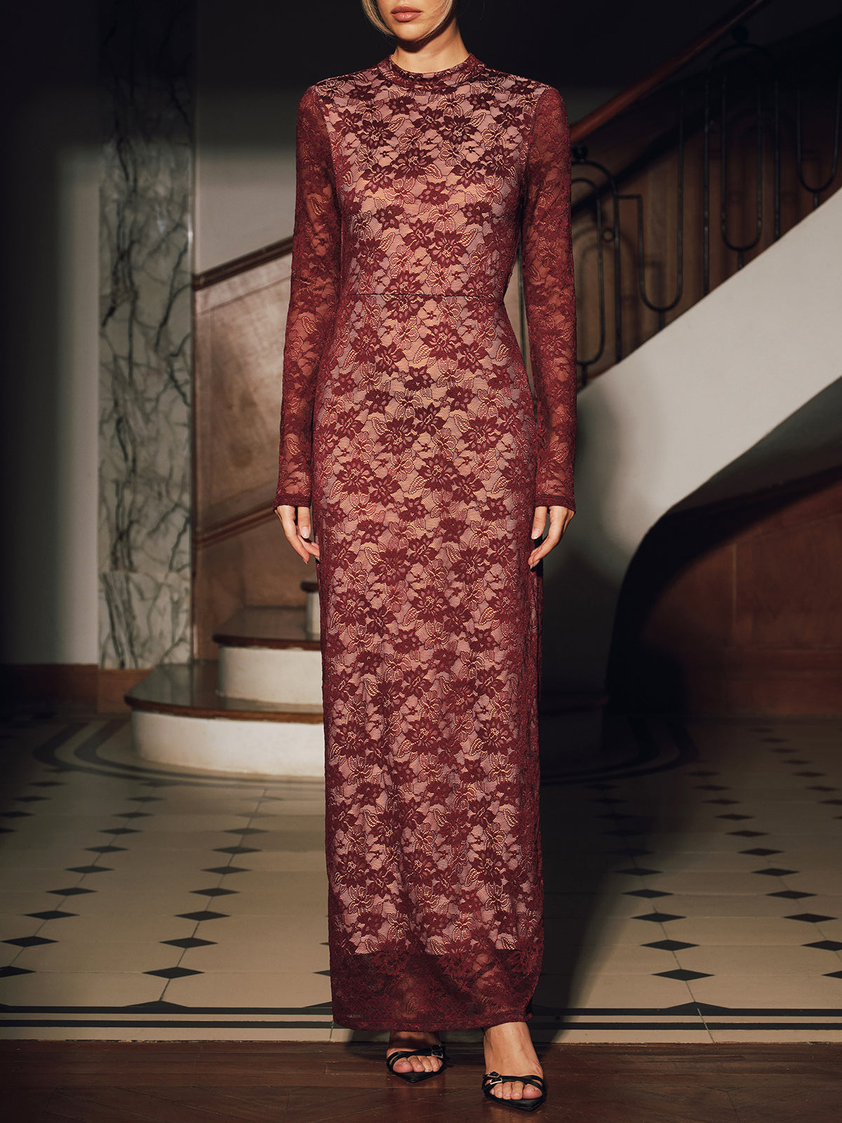 Lace Long Sleeve Fitted Backless Maxi Dress for Evening Events