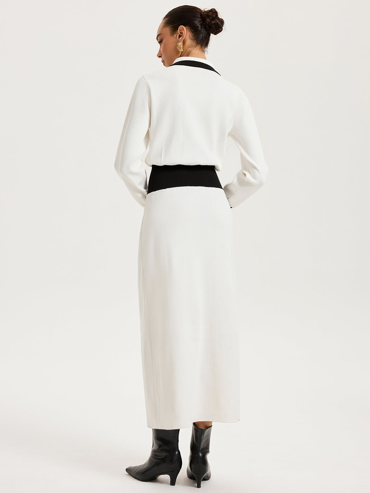 Collared Metal Button Contrast Trim Knit Maxi Dress with Side Slits and Waist Tie