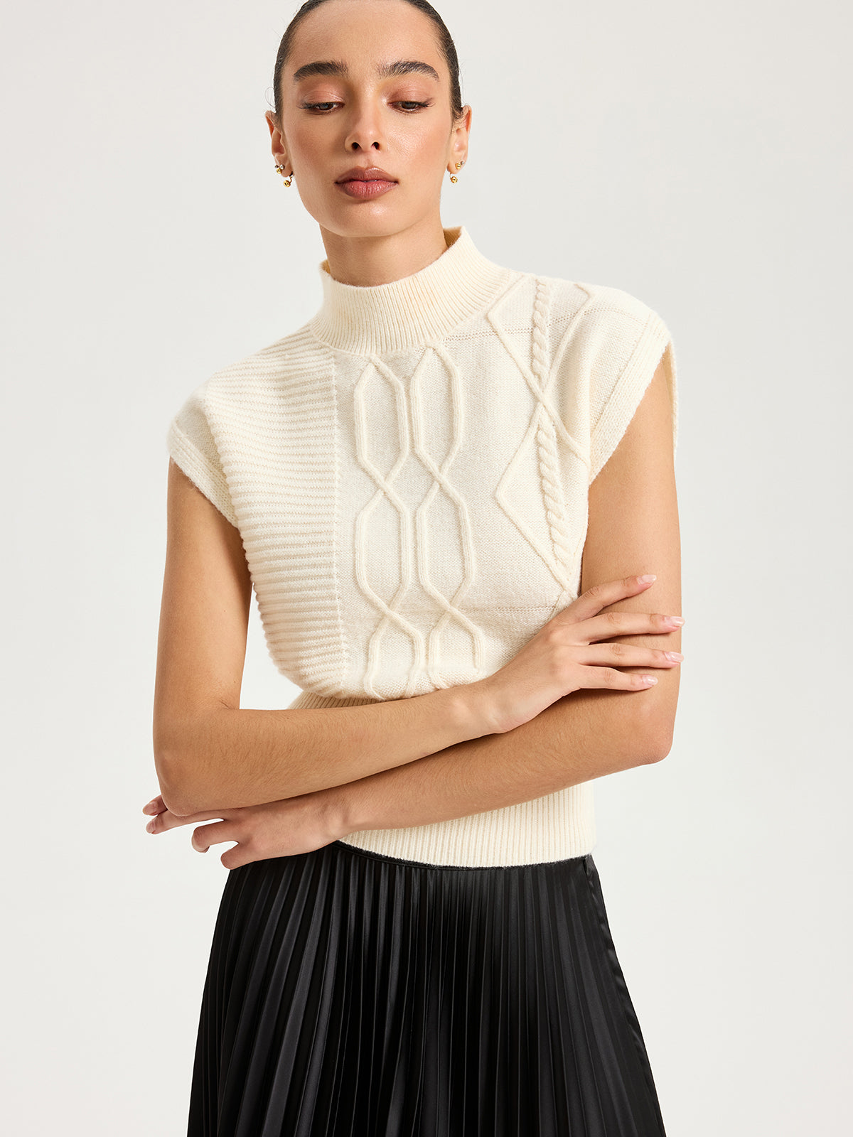 Mock Neck Cap Sleeve Sweater Vest for Women Casual Layering