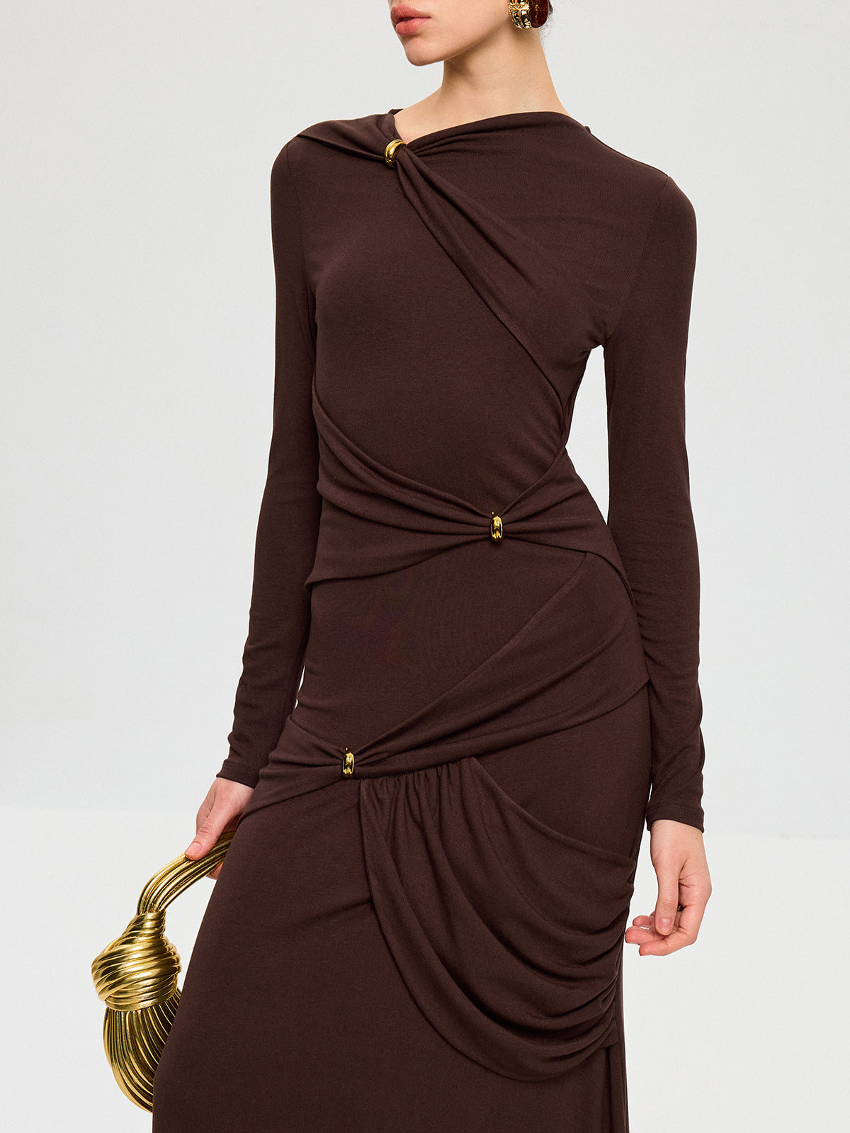 Metal Detail Long Sleeve Draped Maxi Dress for Elegant Evening Wear