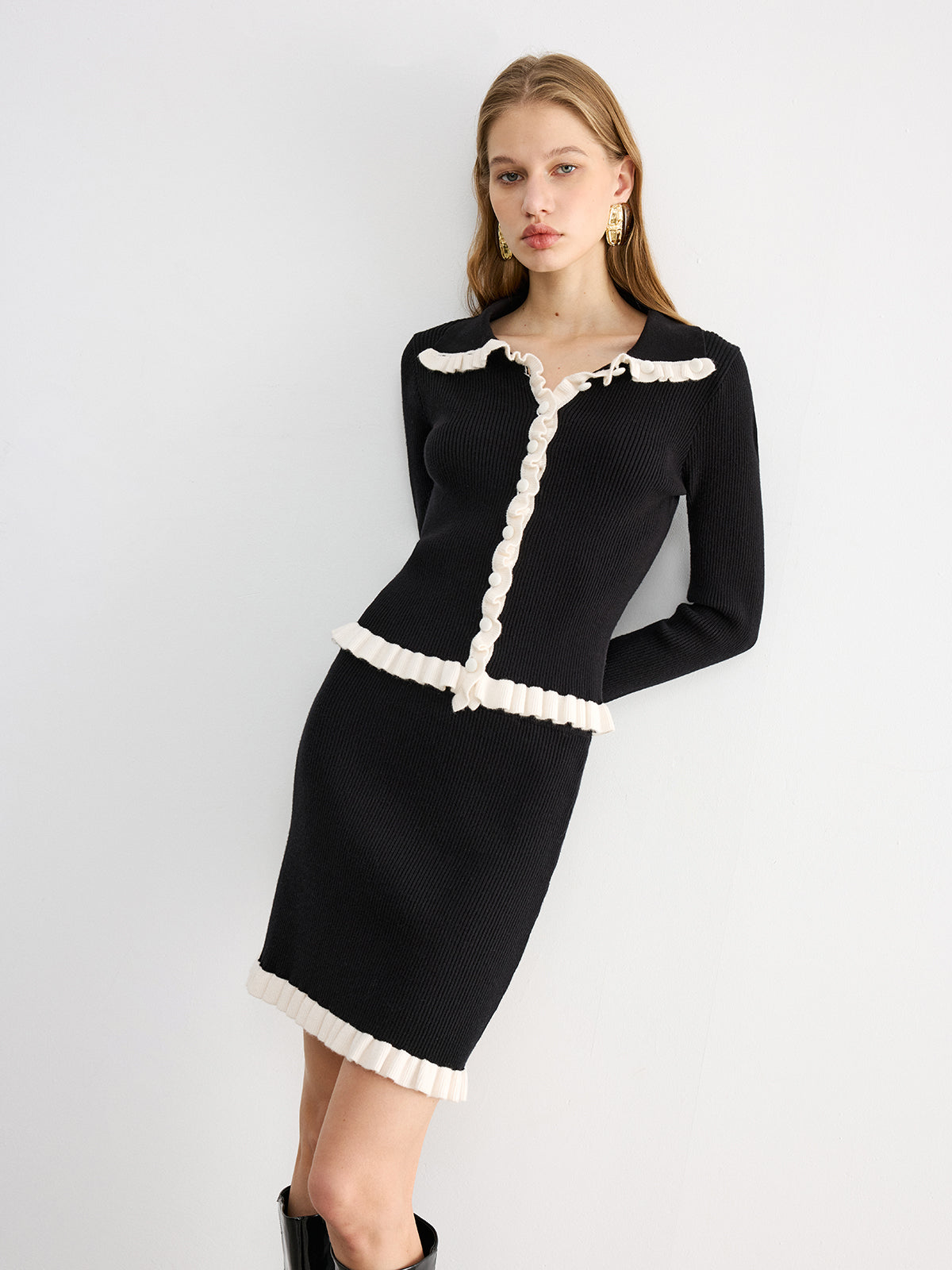 Contrast Ruffled Knit Top and Mini Skirt Set Women's Casual Outfit